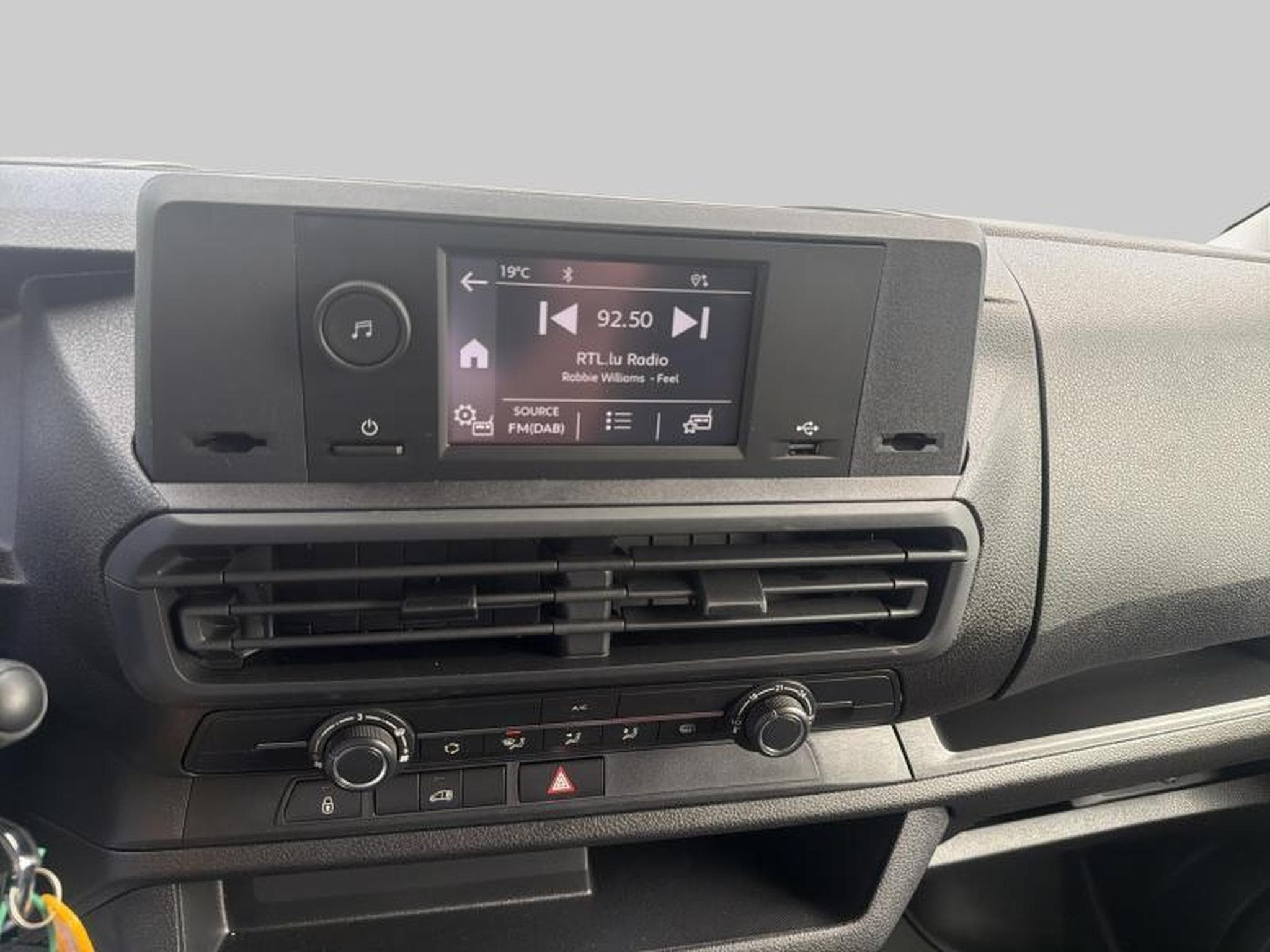 Opel Vivaro C (2025) - Photo 16