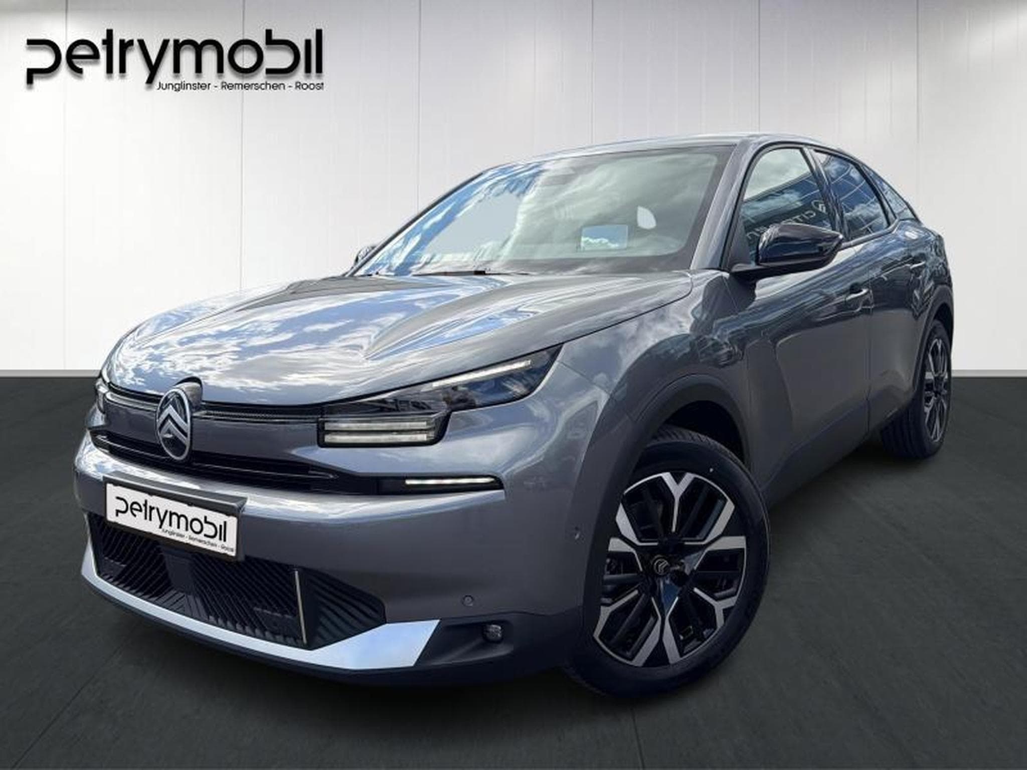 Citroën C4 & ë- Feel Pack (2025) - Photo 1