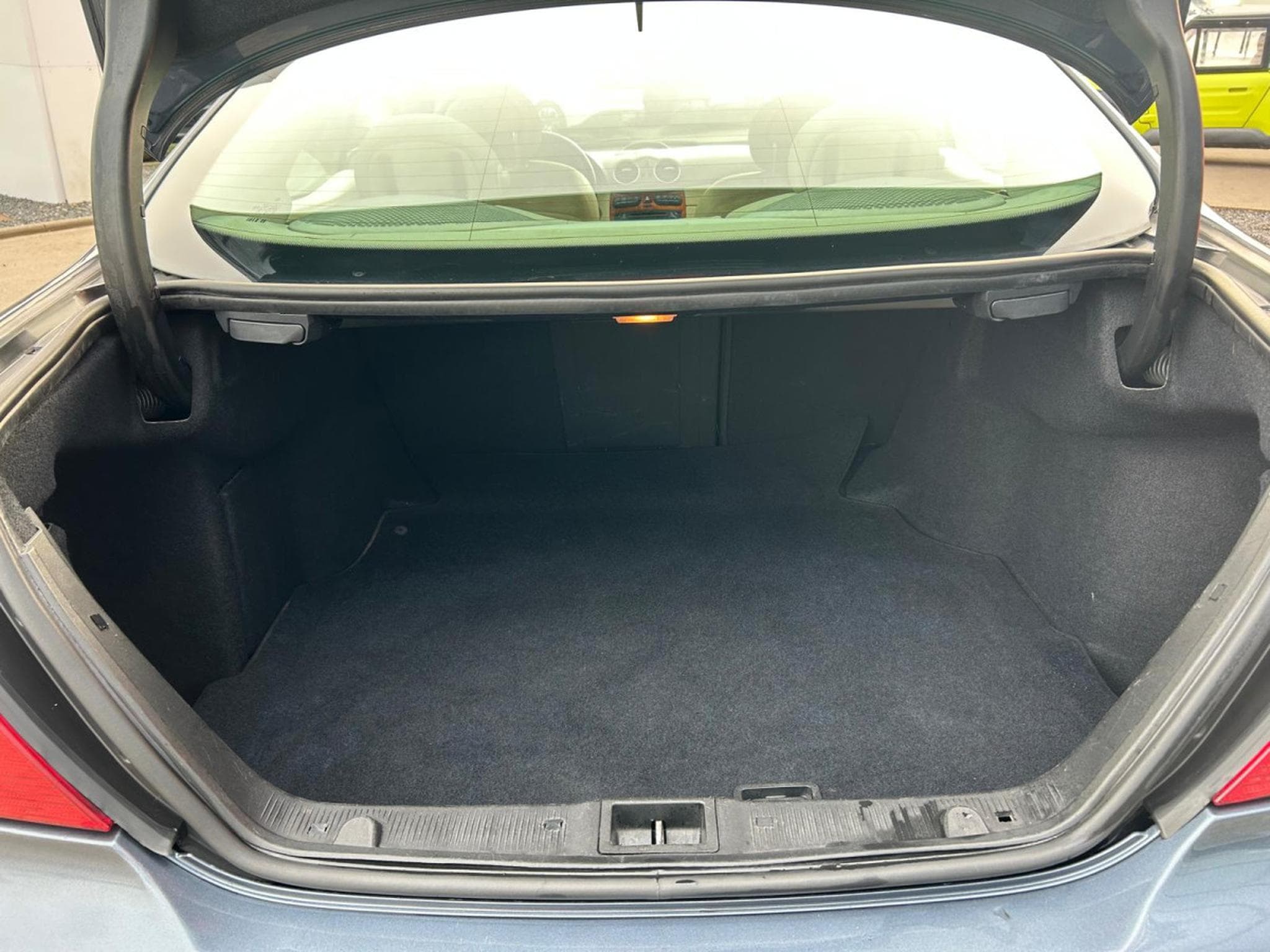 Mercedes CLK 200 CLK 270 CDI (2003) - Photo 11