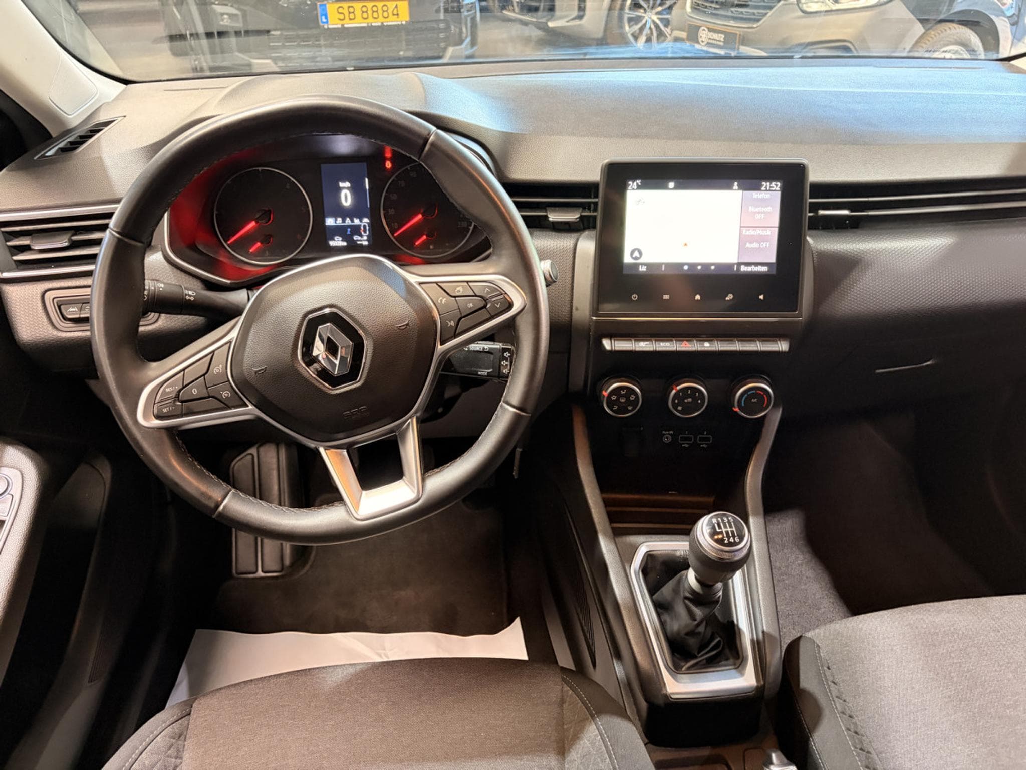 Renault Clio 1.5 dCi 86HP (2021) - Foto 9