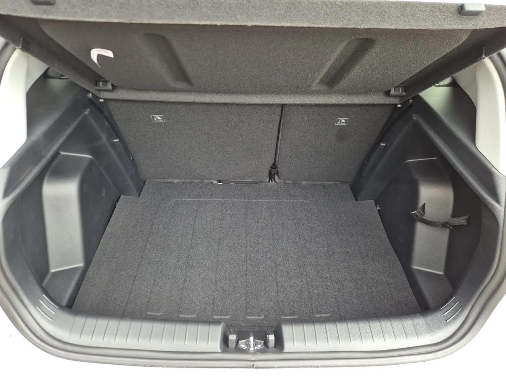 Hyundai i20 1.0T-GDI 90 Trend (2026) - Photo 15