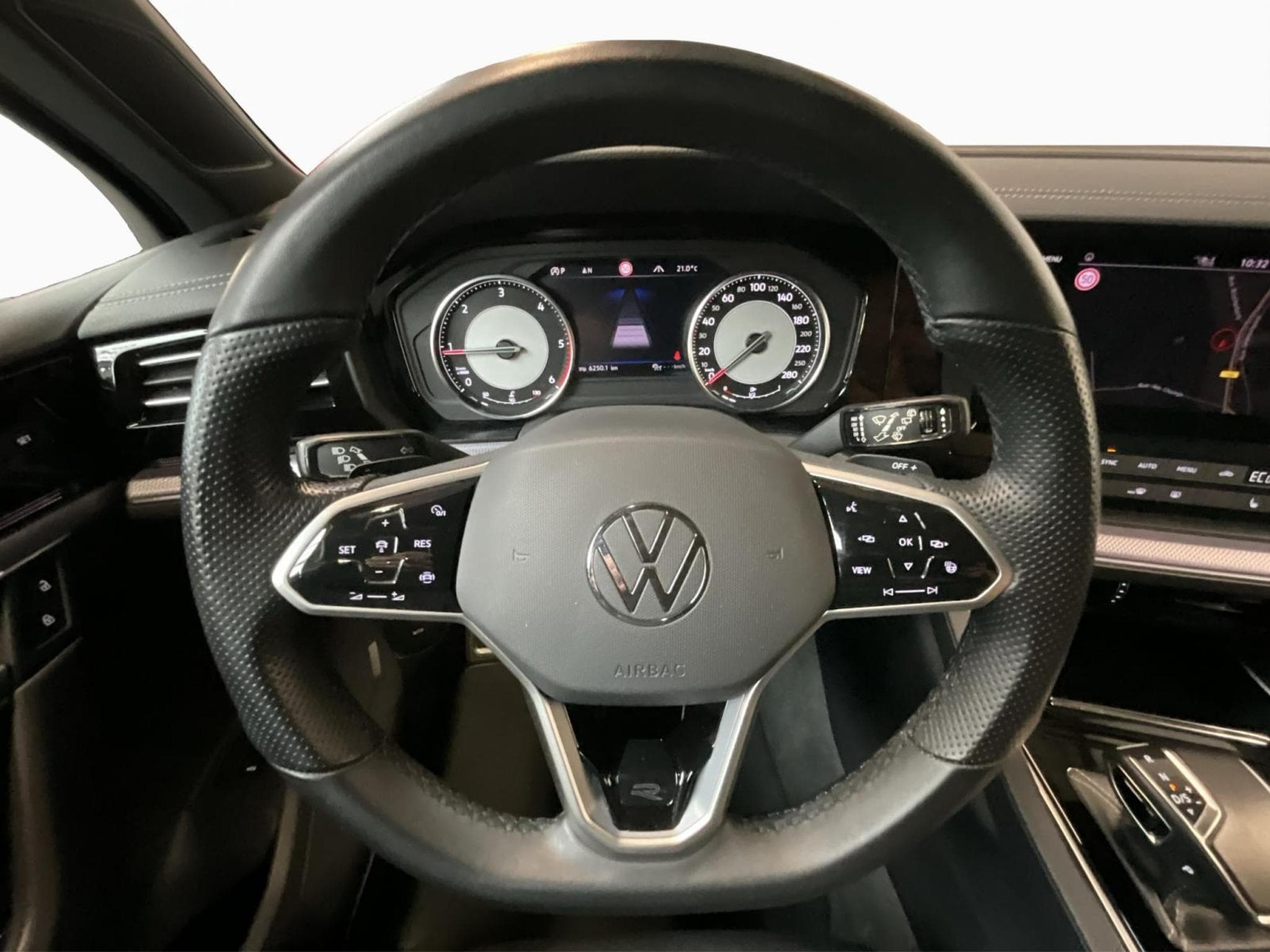 VW Touareg R-Line+DSG+V6+4M+AHK+Luft. (2023) - Photo 10