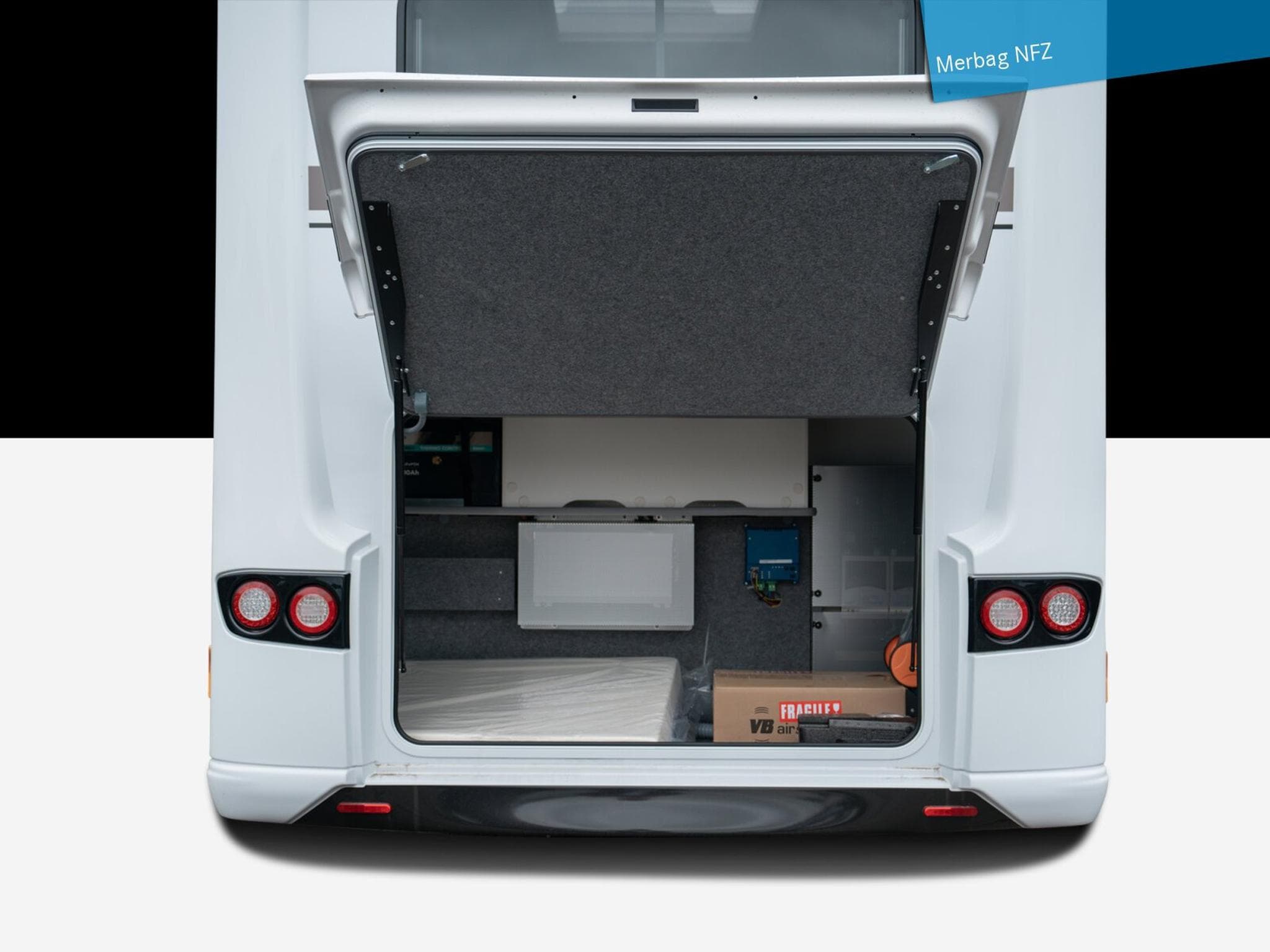 Frankia 7400 Plus Platin Pure 5,5t MESSE-DEAL Platin I 7400 Plus Platin Pure 5,5t (2025) - Photo 5