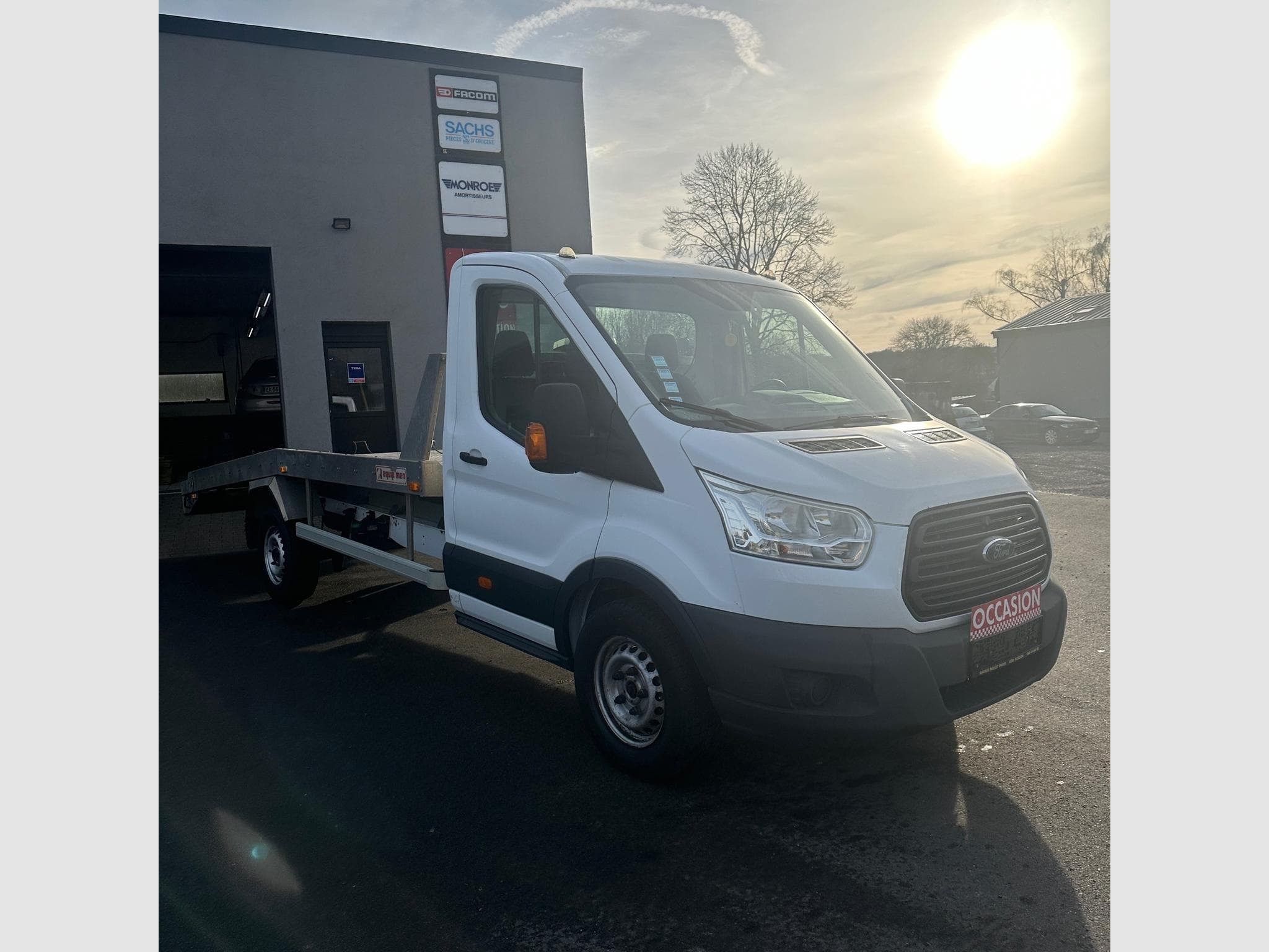 Ford Transit transit 350 dépanneuse porte voiture2,2 l 125 ch (2016) - Photo 4