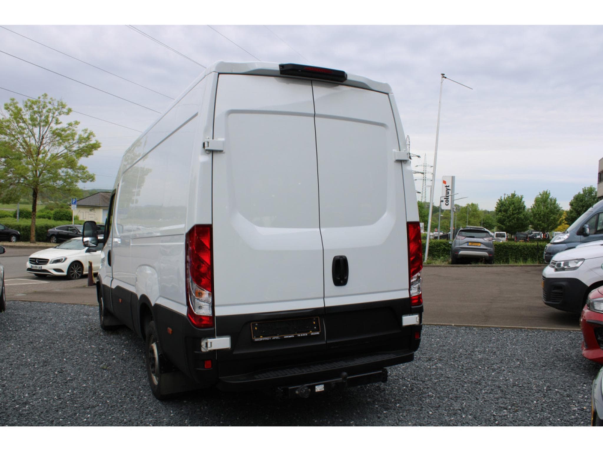 Iveco Daily 35S14, 1 HAND, CAMERA, BLUETOOTH, (2022) - Foto 3