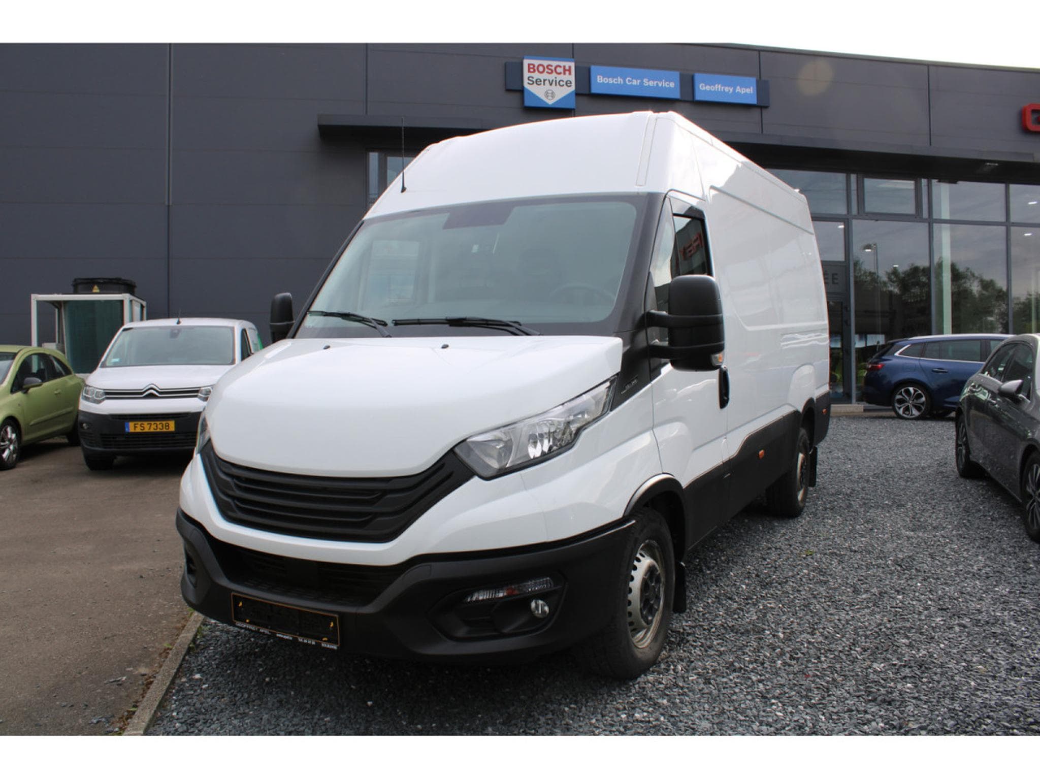 Iveco Daily 35S14, 1 HAND, CAMERA, BLUETOOTH, (2022) - Foto 5