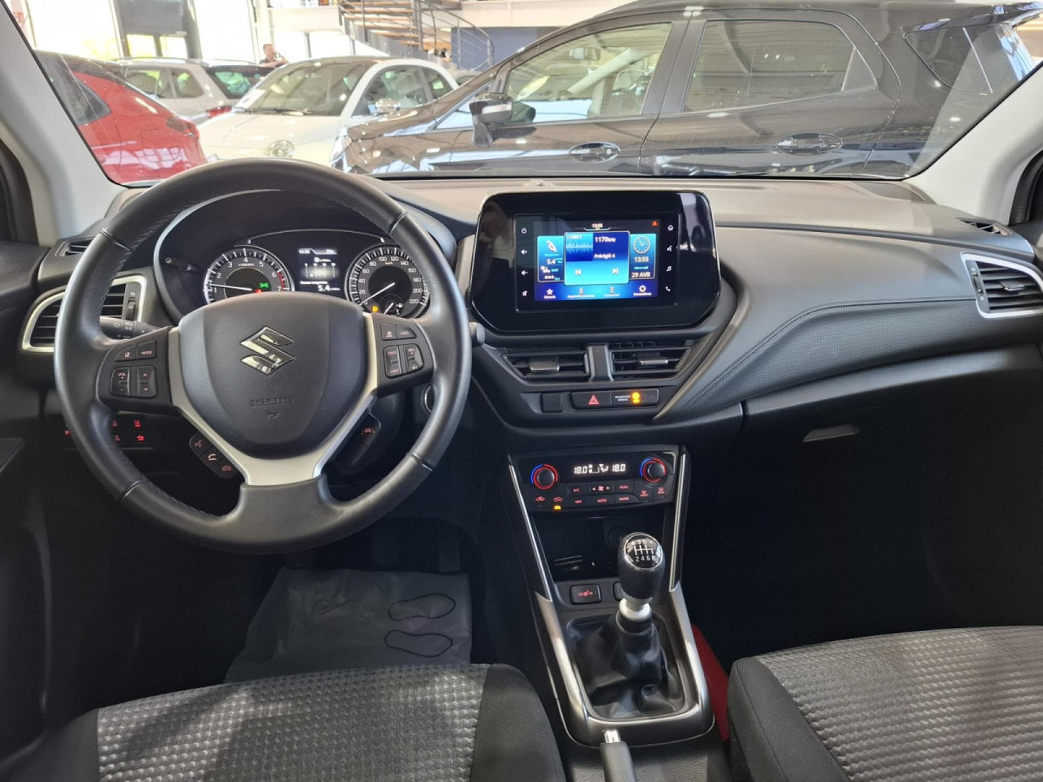 Suzuki S-Cross 1.4 TURBO HYBRID,1 HAND, CAMERA, CLIMA  AUTO, CARPLAY, ALU 1 (2023) - Foto 9