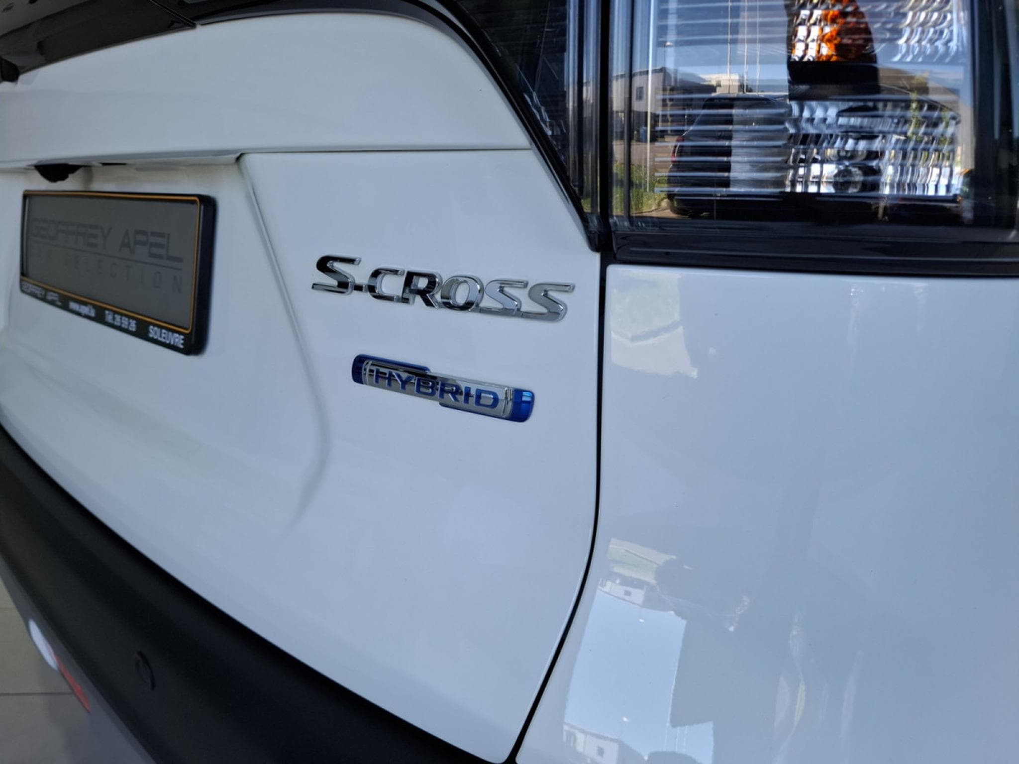 Suzuki S-Cross 1.4 TURBO HYBRID,1 HAND, CAMERA, CLIMA  AUTO, CARPLAY, ALU 1 (2023) - Foto 16