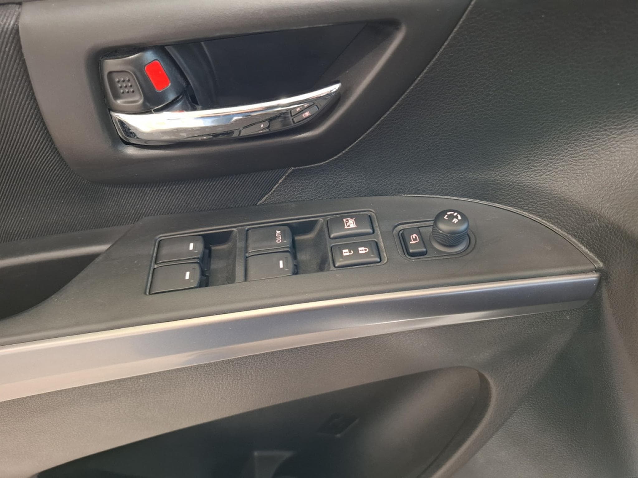Suzuki S-Cross 1.4 TURBO HYBRID,1 HAND, CAMERA, CLIMA  AUTO, CARPLAY, ALU 1 (2023) - Foto 15