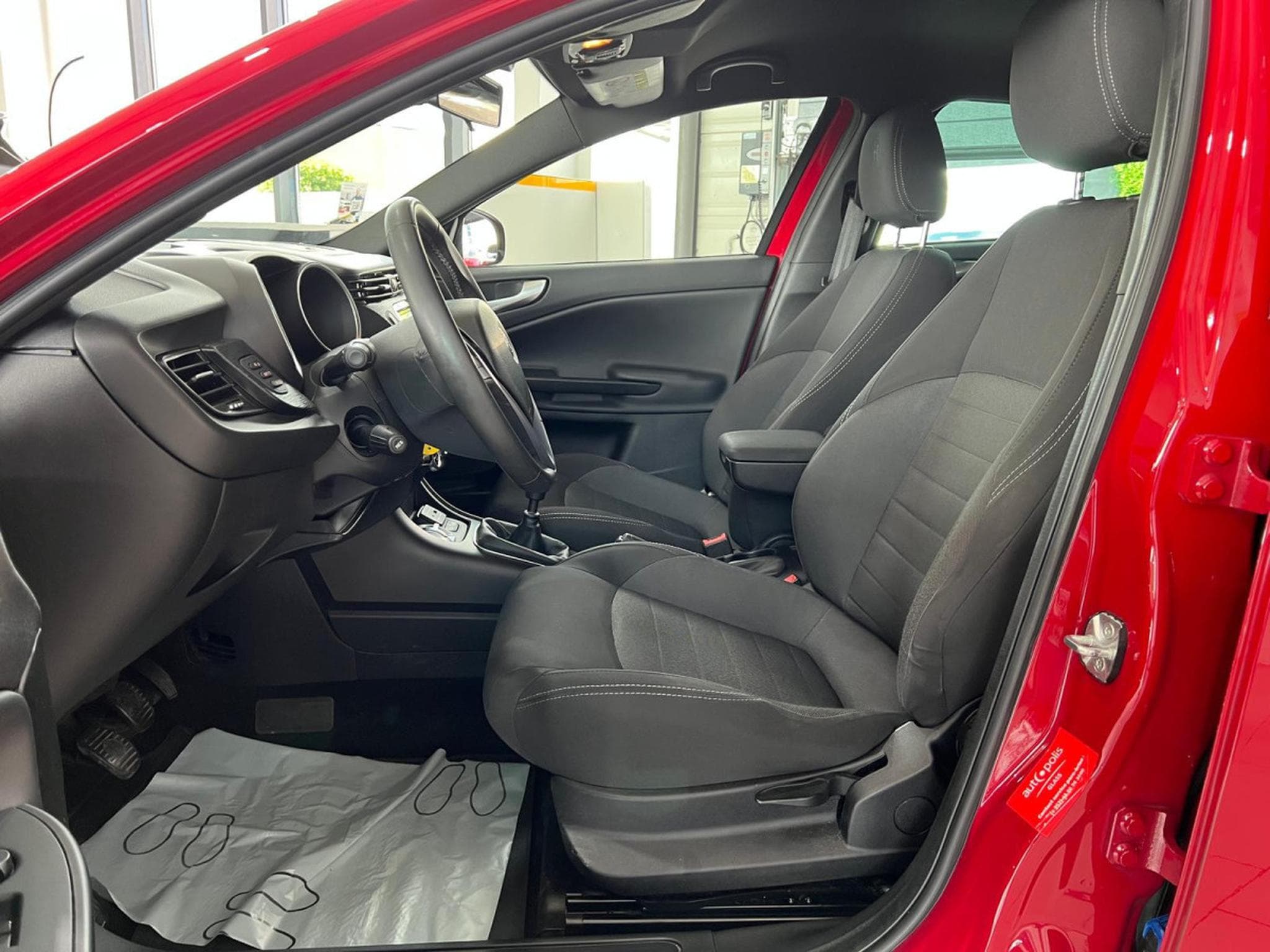 Alfa-Romeo Giulietta 1.4 SPORT 120 , 1HAND, CARPLAY, CAMERA, LED, GARANTIE (2019) - Foto 6