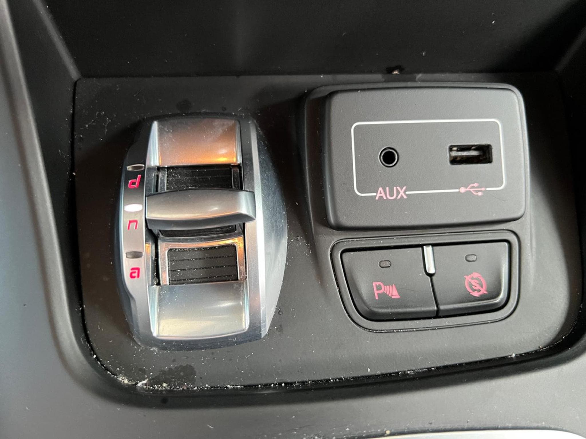 Alfa-Romeo Giulietta 1.4 SPORT 120 , 1HAND, CARPLAY, CAMERA, LED, GARANTIE (2019) - Foto 12
