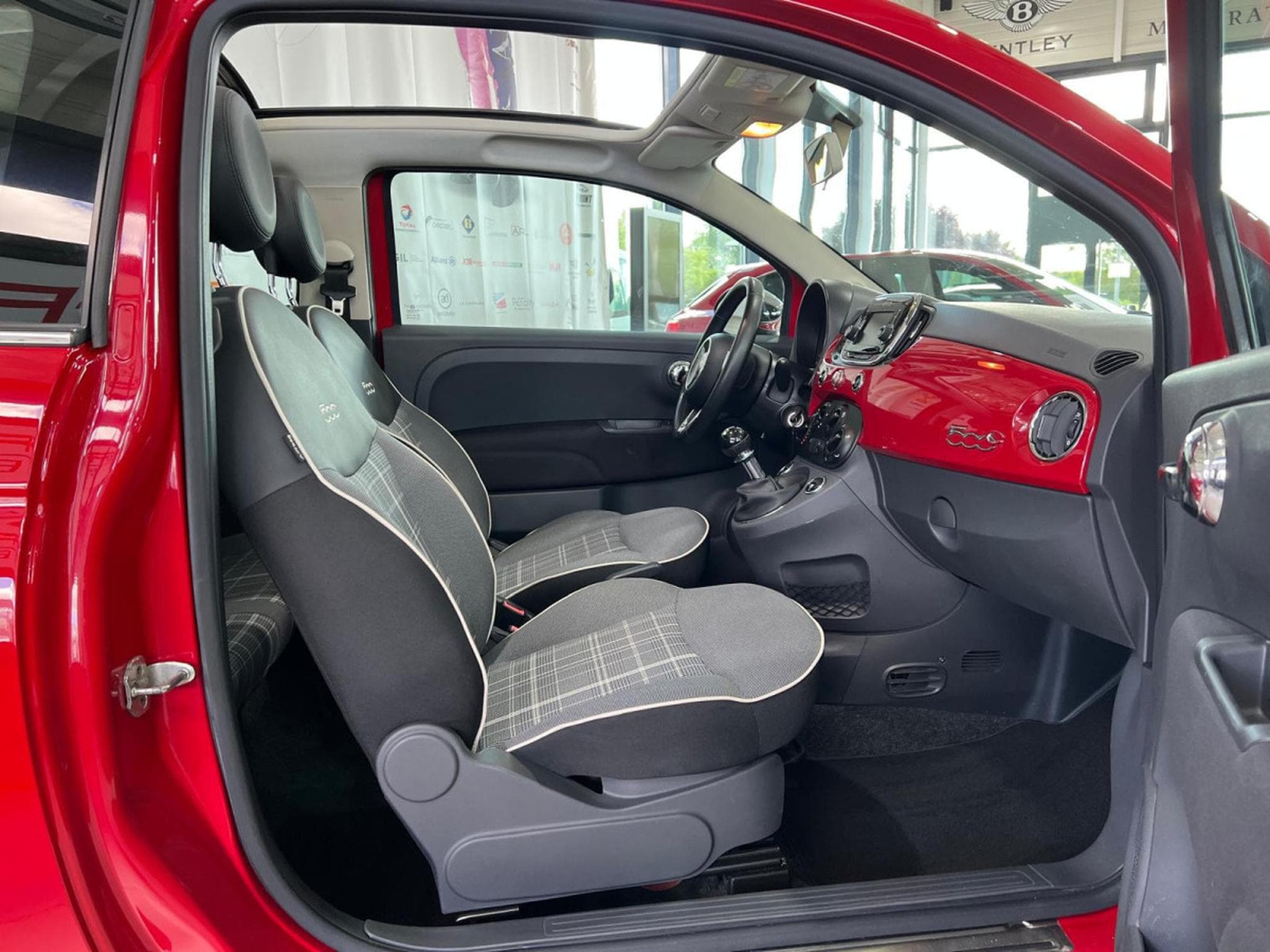 Fiat 500 CABRIO, NAVI, ALU 15'', PDC, DIGITAL COCKPIT (2016) - Foto 9