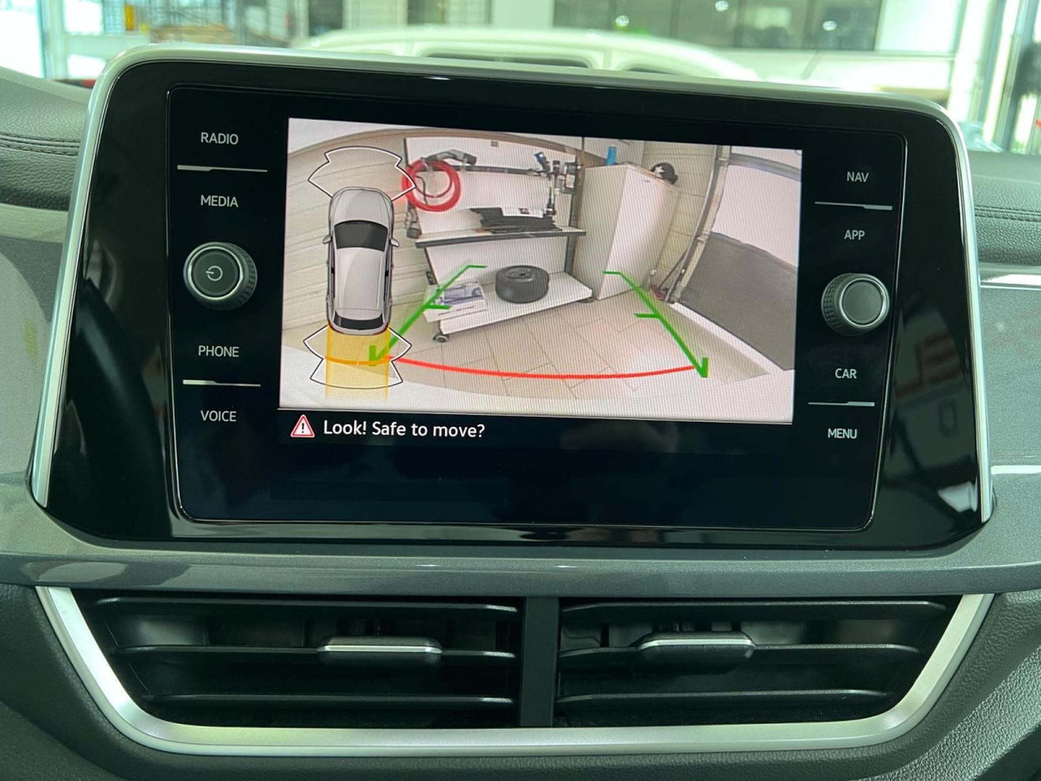 VW T-Roc 1.5 TSI 150 DSG STYLE,1 HAND,VIRTUAL,KAMERA,NAVI,CARPLAY,LED (2022) - Foto 10
