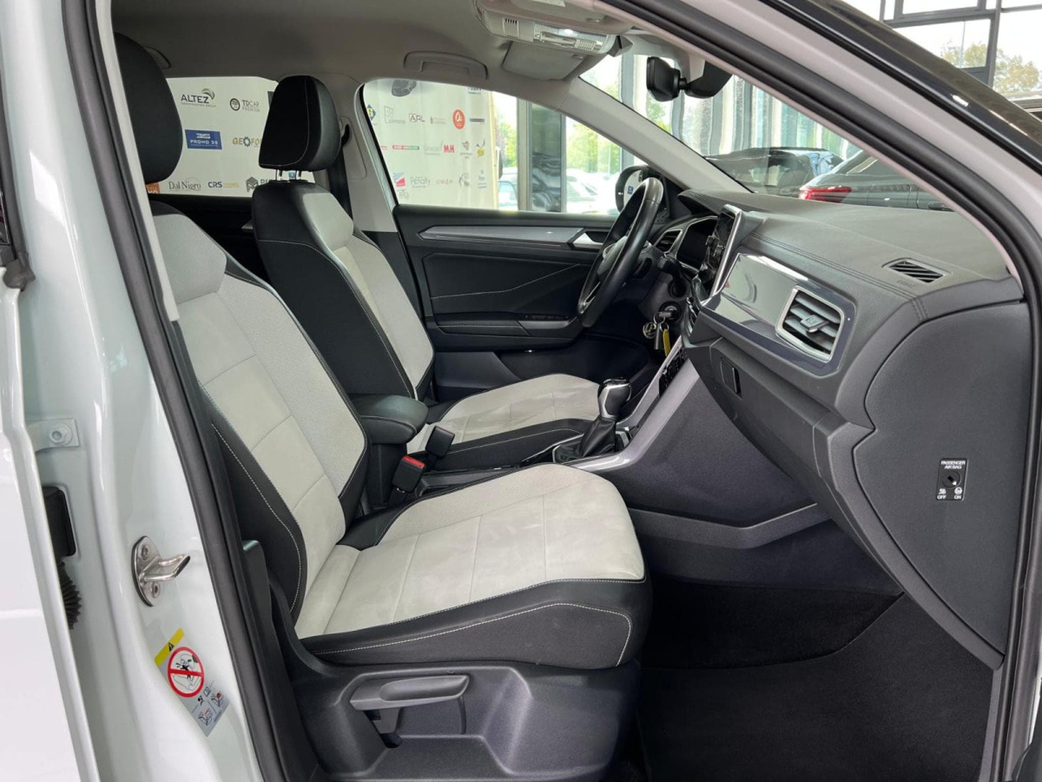 VW T-Roc 1.5 TSI 150 DSG STYLE,1 HAND,VIRTUAL,KAMERA,NAVI,CARPLAY,LED (2022) - Foto 12