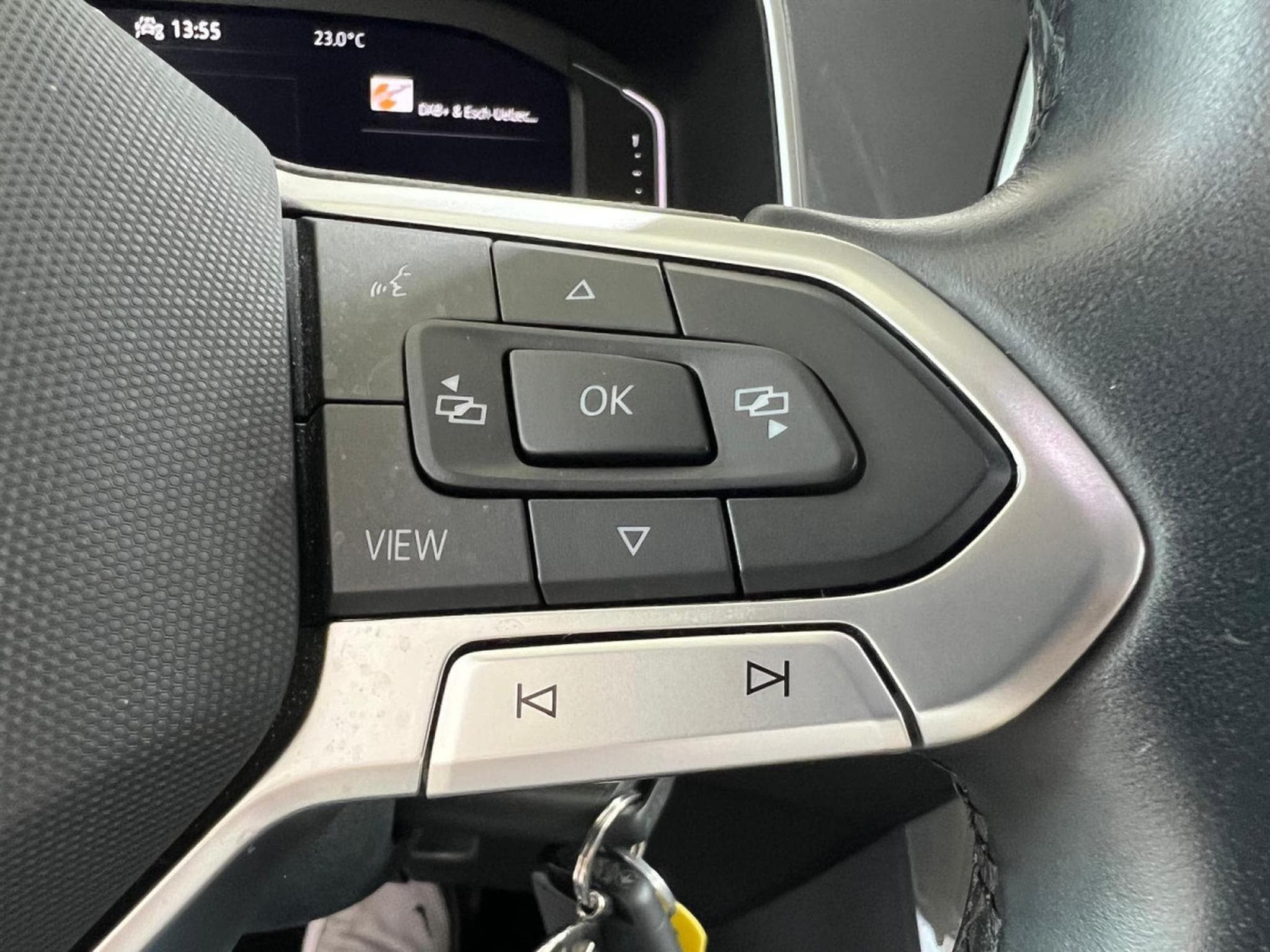 VW T-Roc 1.5 TSI 150 DSG STYLE,1 HAND,VIRTUAL,KAMERA,NAVI,CARPLAY,LED (2022) - Foto 14