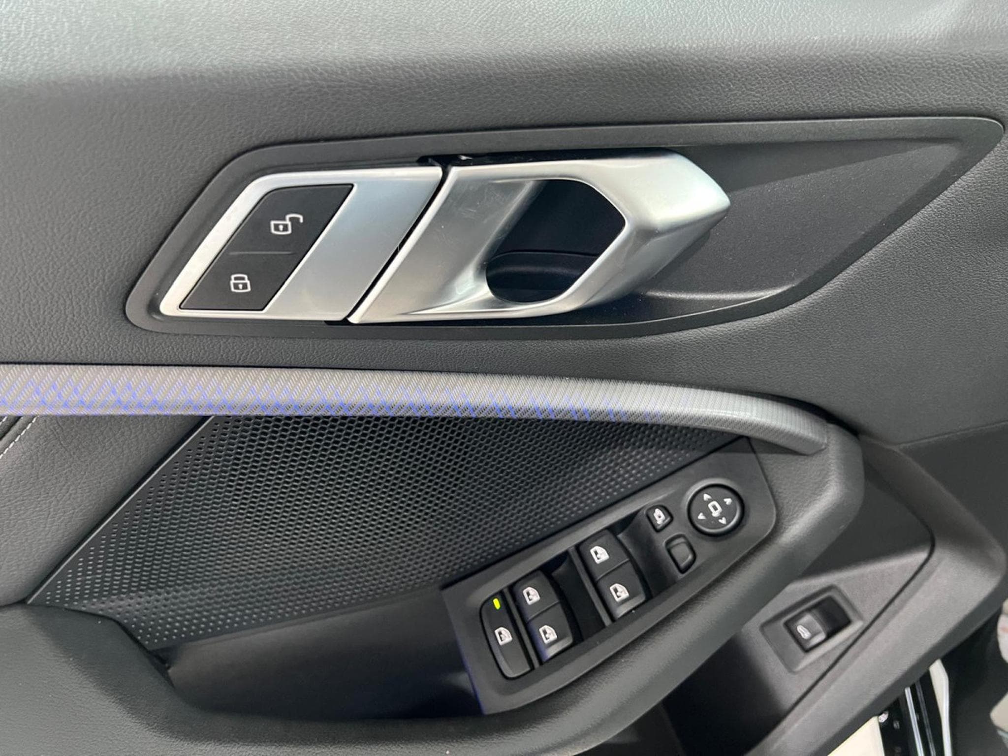BMW 120 i SPORT LINE PAKET, CUIR, NAVI, CAMERA, LED, CARPLAY, VOLANT (2022) - Foto 8