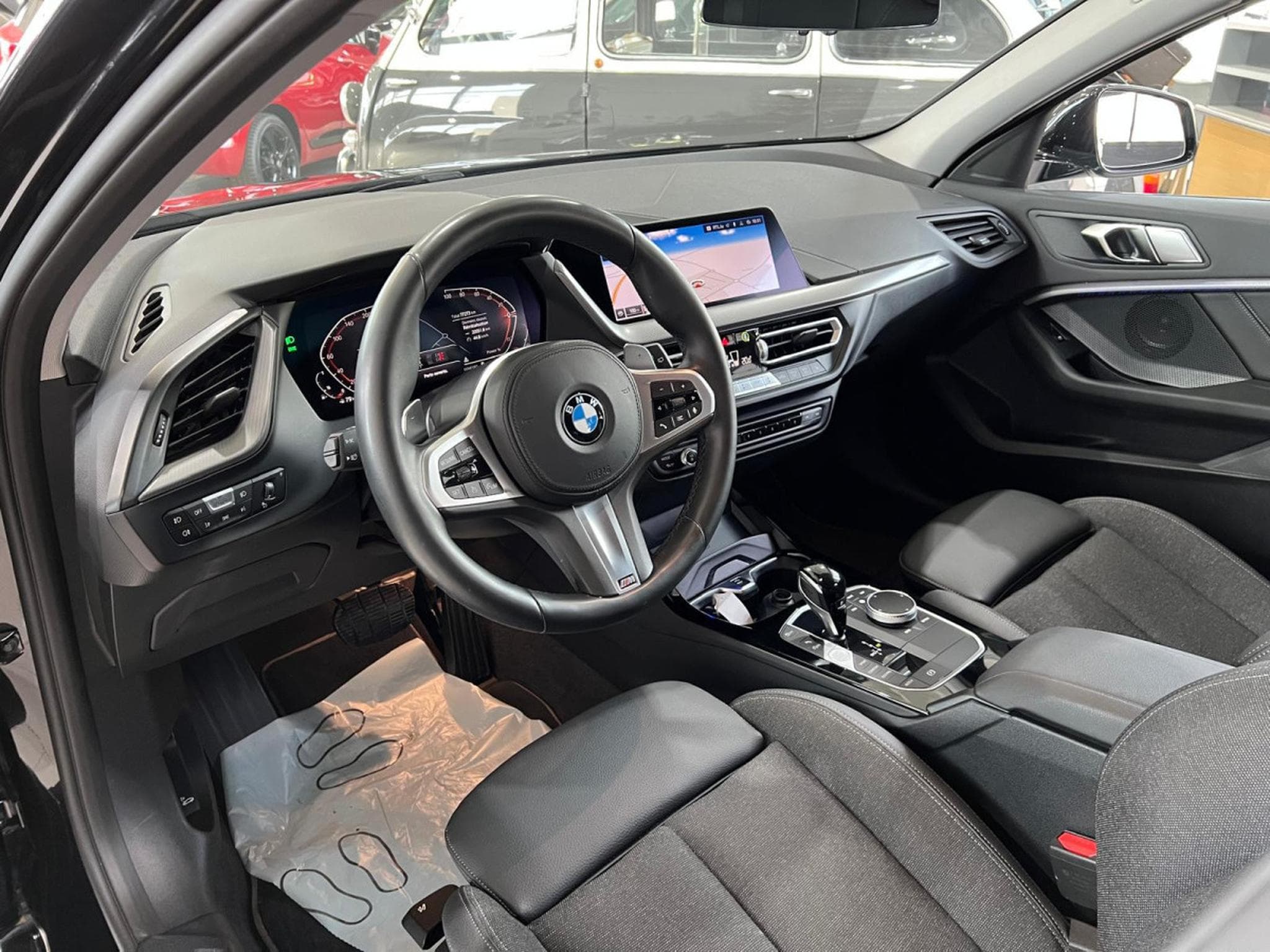 BMW 120 i SPORT LINE PAKET, CUIR, NAVI, CAMERA, LED, CARPLAY, VOLANT (2022) - Foto 9