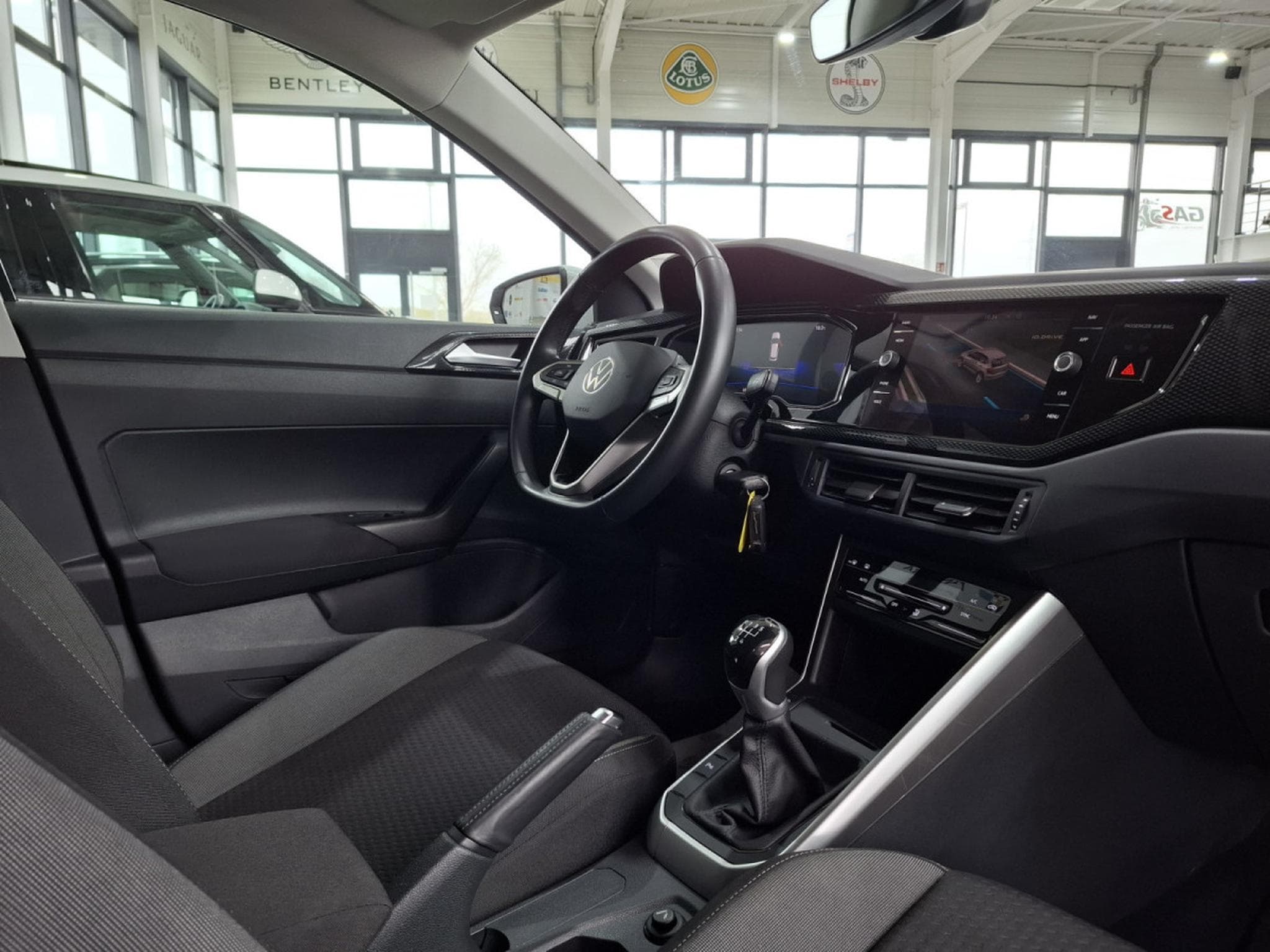 VW Polo 1.0 TSI 95 LIFE, 1 HAND, DIGITAL COCKPIT, CARPLAY, NAVI, FRA (2023) - Foto 6
