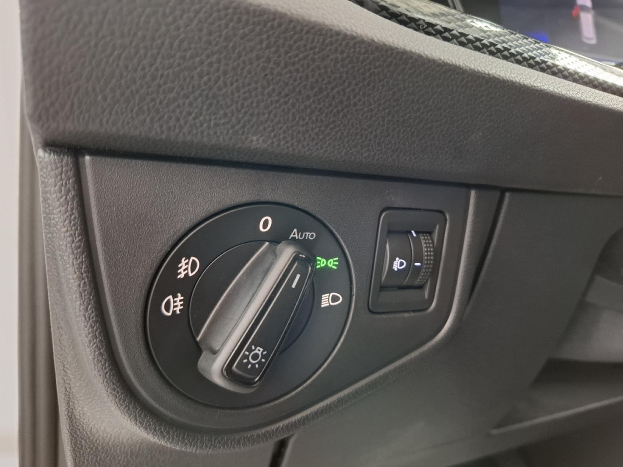 VW Polo 1.0 TSI 95 LIFE, 1 HAND, DIGITAL COCKPIT, CARPLAY, NAVI, FRA (2023) - Foto 17