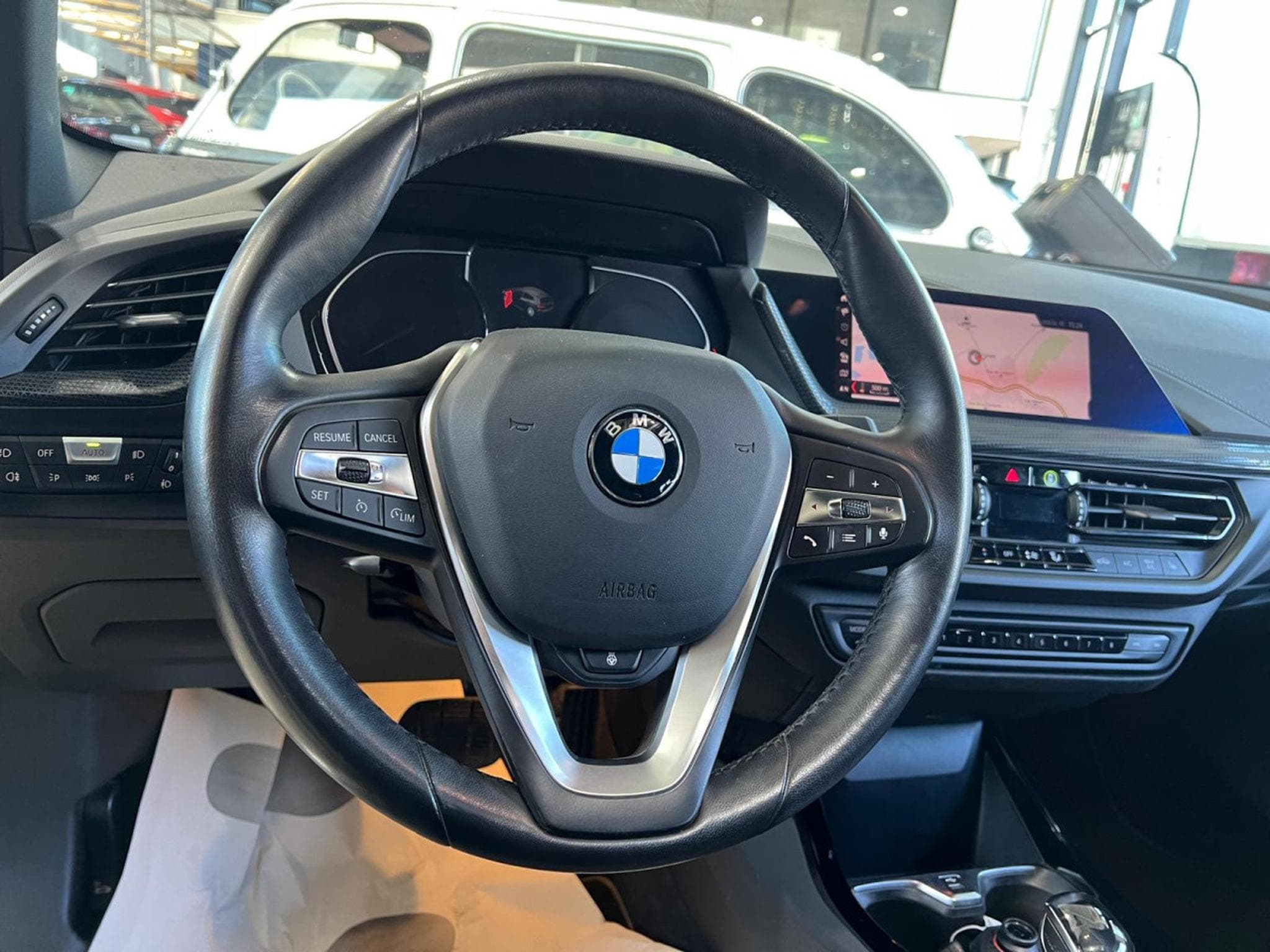 BMW 118 DA 150 SPORT LINE, CUIR, PANORAMIQUE, LED, ALU17'', CARPLAY, (2020) - Foto 15