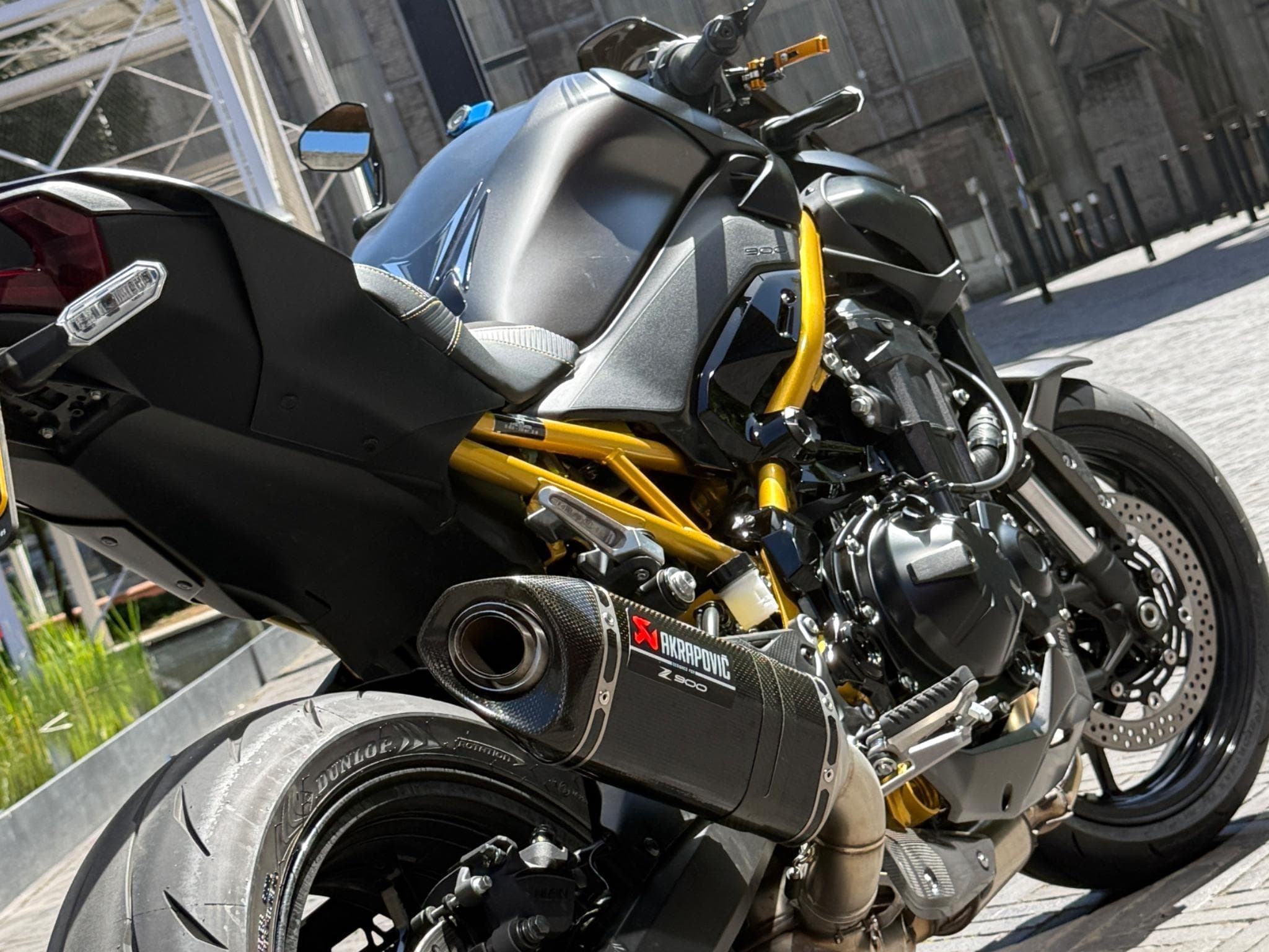Kawasaki Z Kawasaki Z900 A2 Performance 2026 (2026) - Photo 2