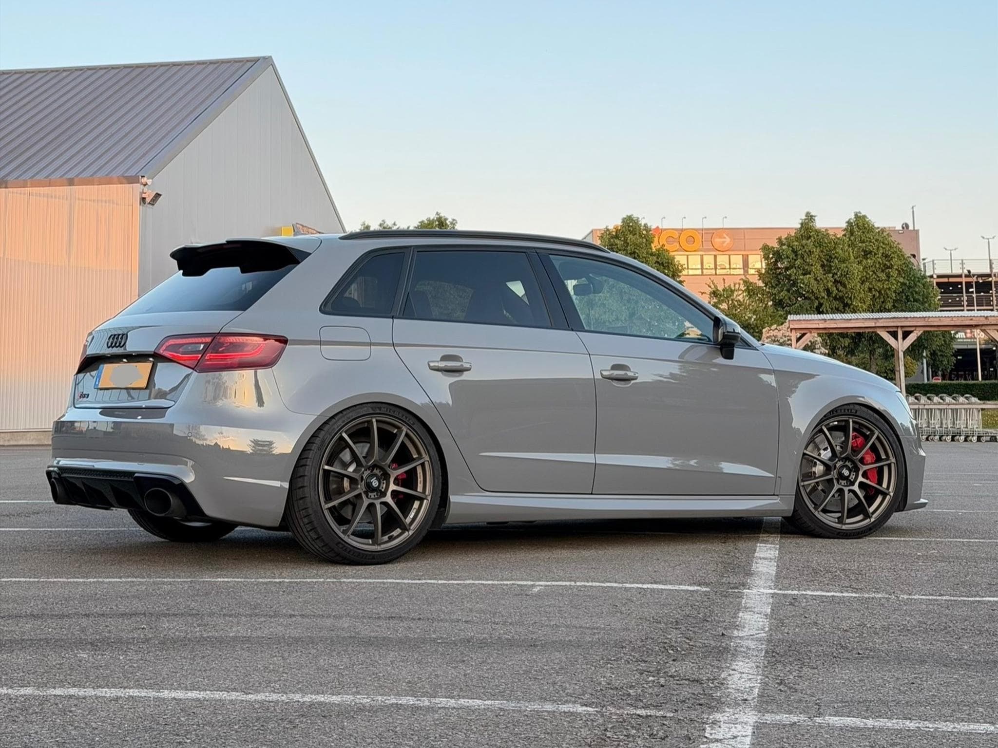 Audi RS3 SPORTBACK (2016) - Foto 2