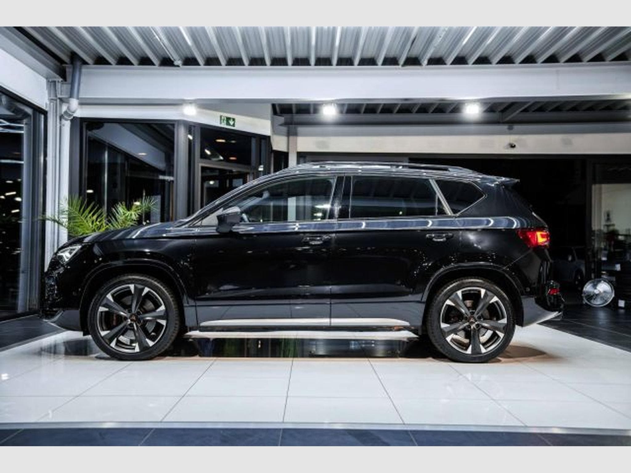 Cupra Ateca Ateca VZ 2.0 TSI DSG 4Drive NAVI LED 360 AHK GRA (2023) - Photo 10