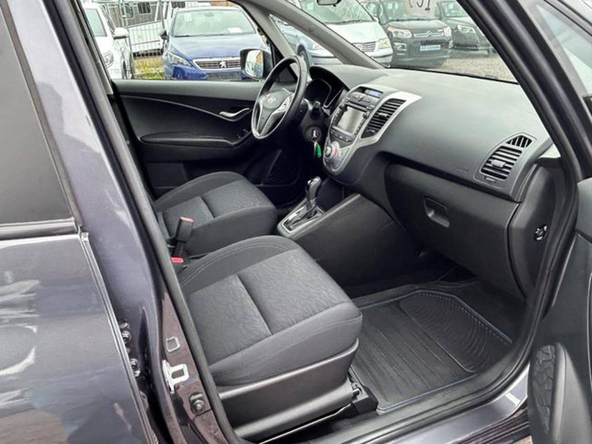 Hyundai ix20 ix20 1.6 Space Plus-Paket *Automatik*Navi*SHZ* (2019) - Photo 9