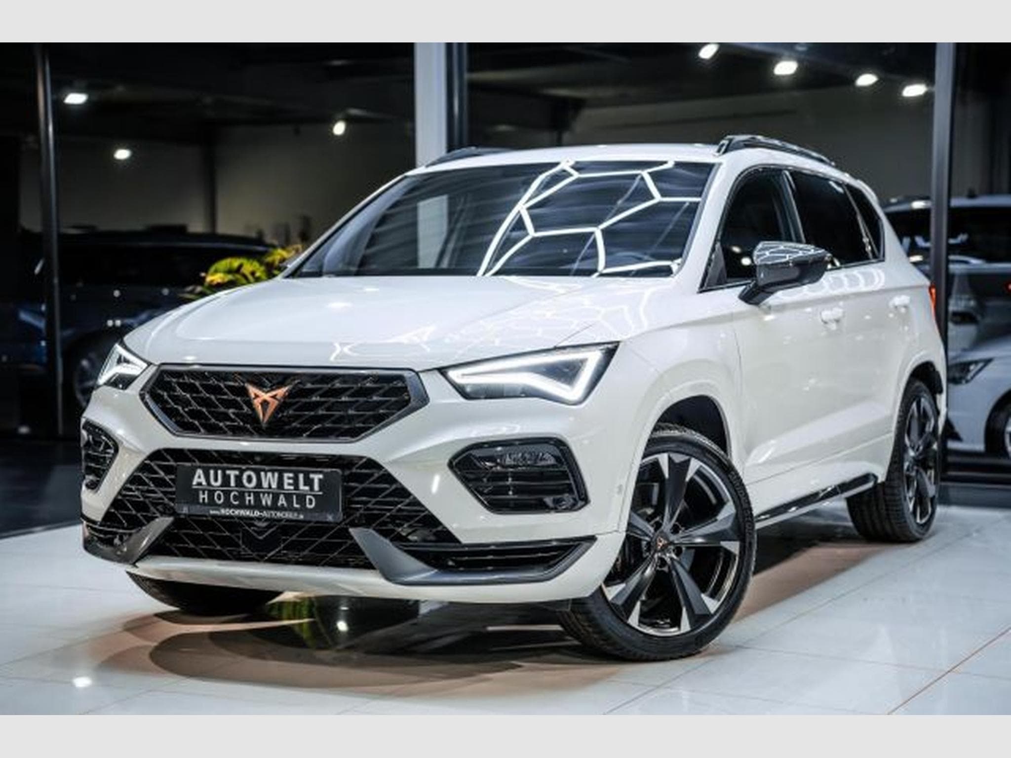 Cupra Ateca Ateca VZ 4D 2.0 TSI DSG NAVI LED 360 SHZ CarPlay (2023) - Foto 2