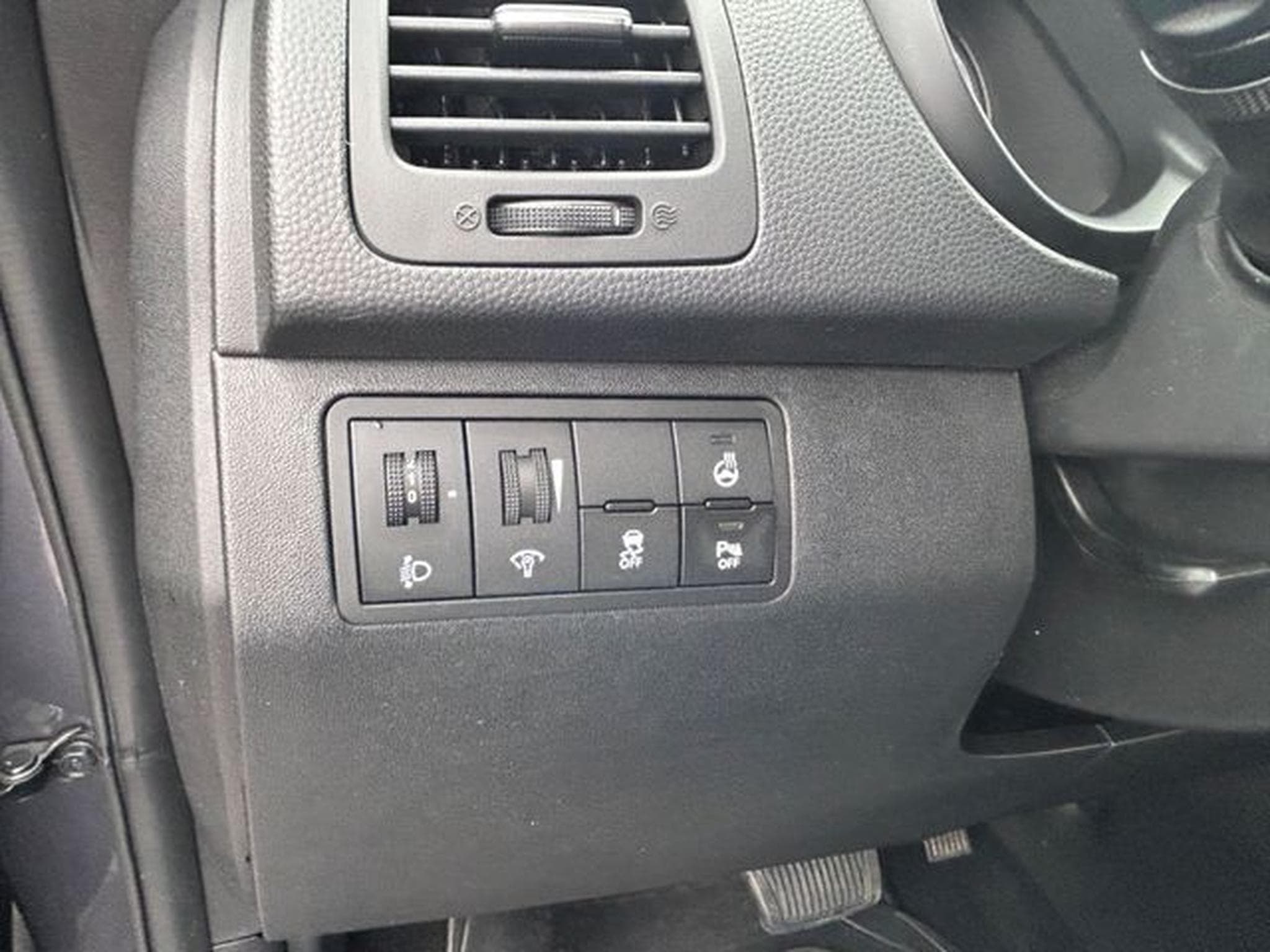 Hyundai ix20 ix20 1.6 Space Plus-Paket *Automatik*Navi*SHZ* (2019) - Photo 14