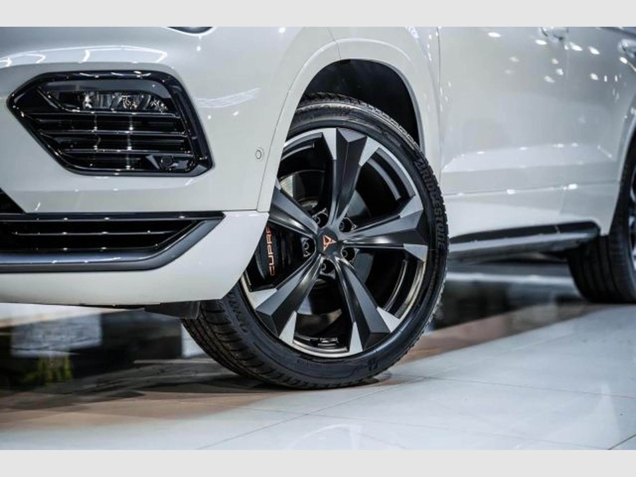 Cupra Ateca Ateca VZ 4D 2.0 TSI DSG NAVI LED 360 SHZ CarPlay (2023) - Foto 3