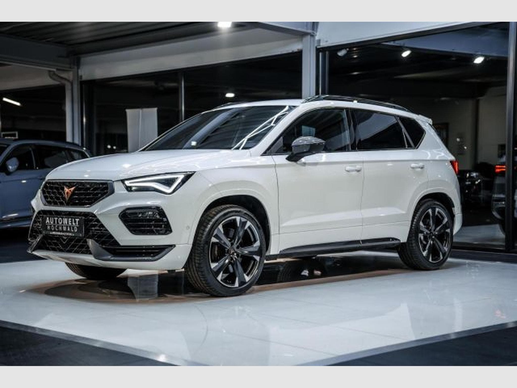 Cupra Ateca Ateca VZ 4D 2.0 TSI DSG NAVI LED 360 SHZ CarPlay (2023) - Foto 4