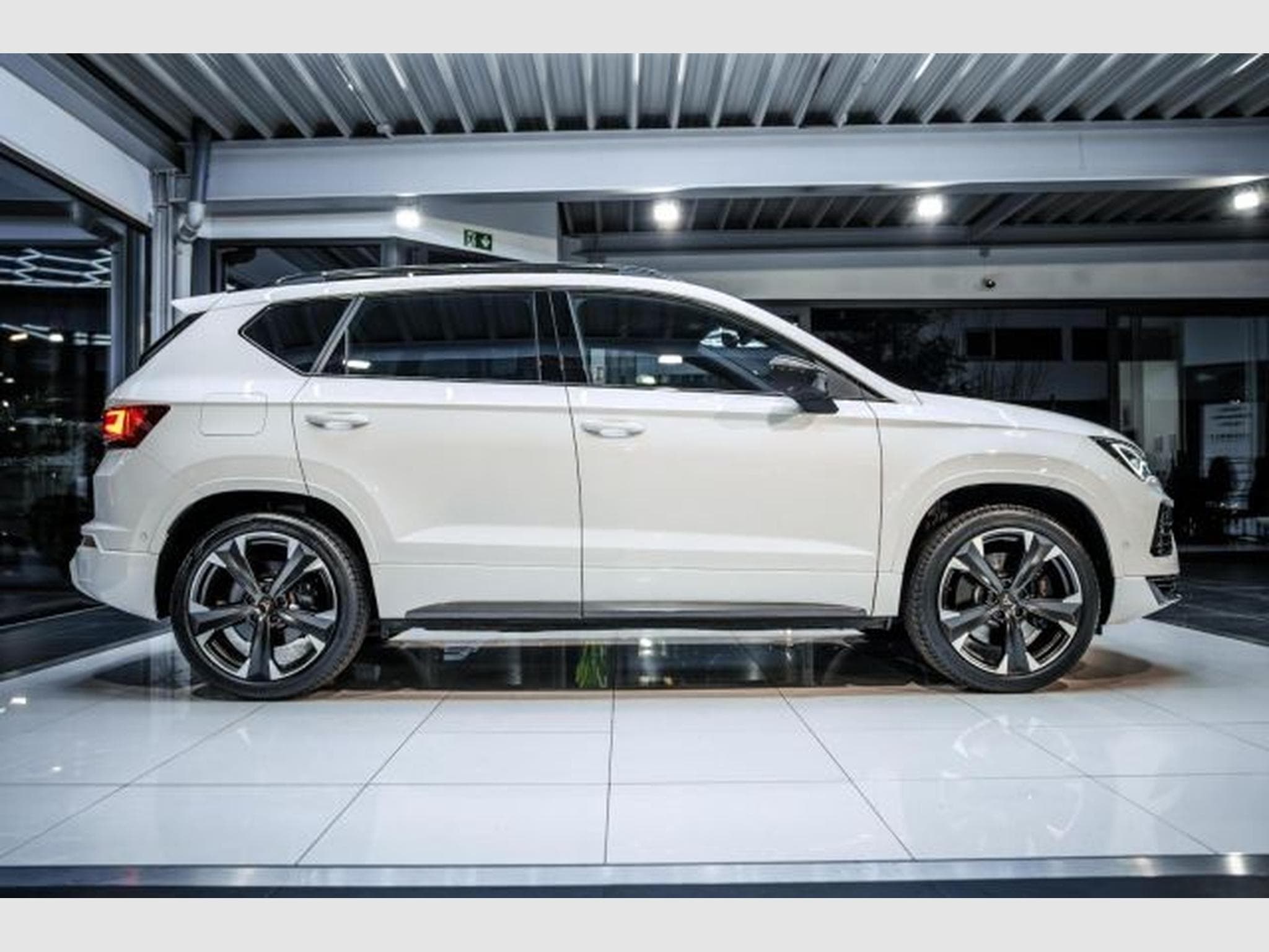 Cupra Ateca Ateca VZ 4D 2.0 TSI DSG NAVI LED 360 SHZ CarPlay (2023) - Foto 7