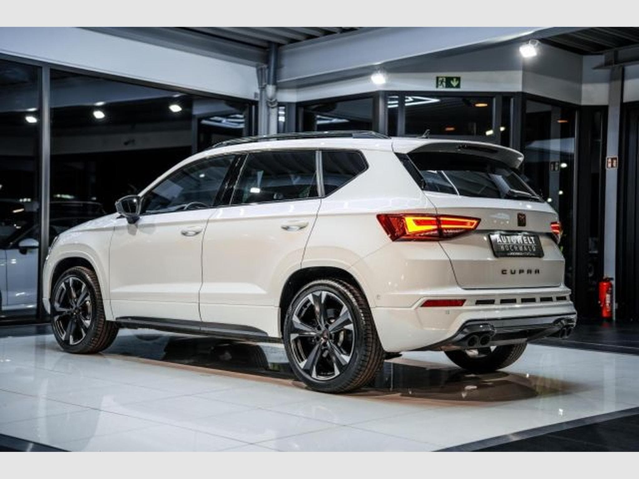 Cupra Ateca Ateca VZ 4D 2.0 TSI DSG NAVI LED 360 SHZ CarPlay (2023) - Foto 13