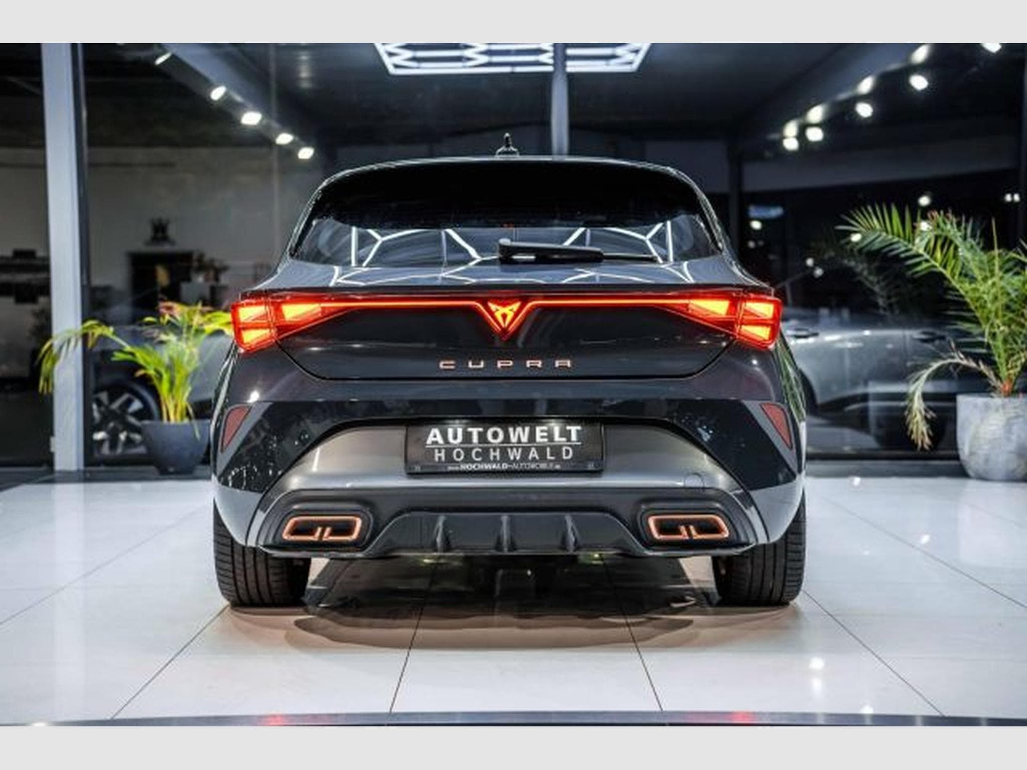 Cupra Leon Leon 1.5 TSI e-Hybrid DSG NAVI LED CarPlay Spur. (2025) - Foto 12