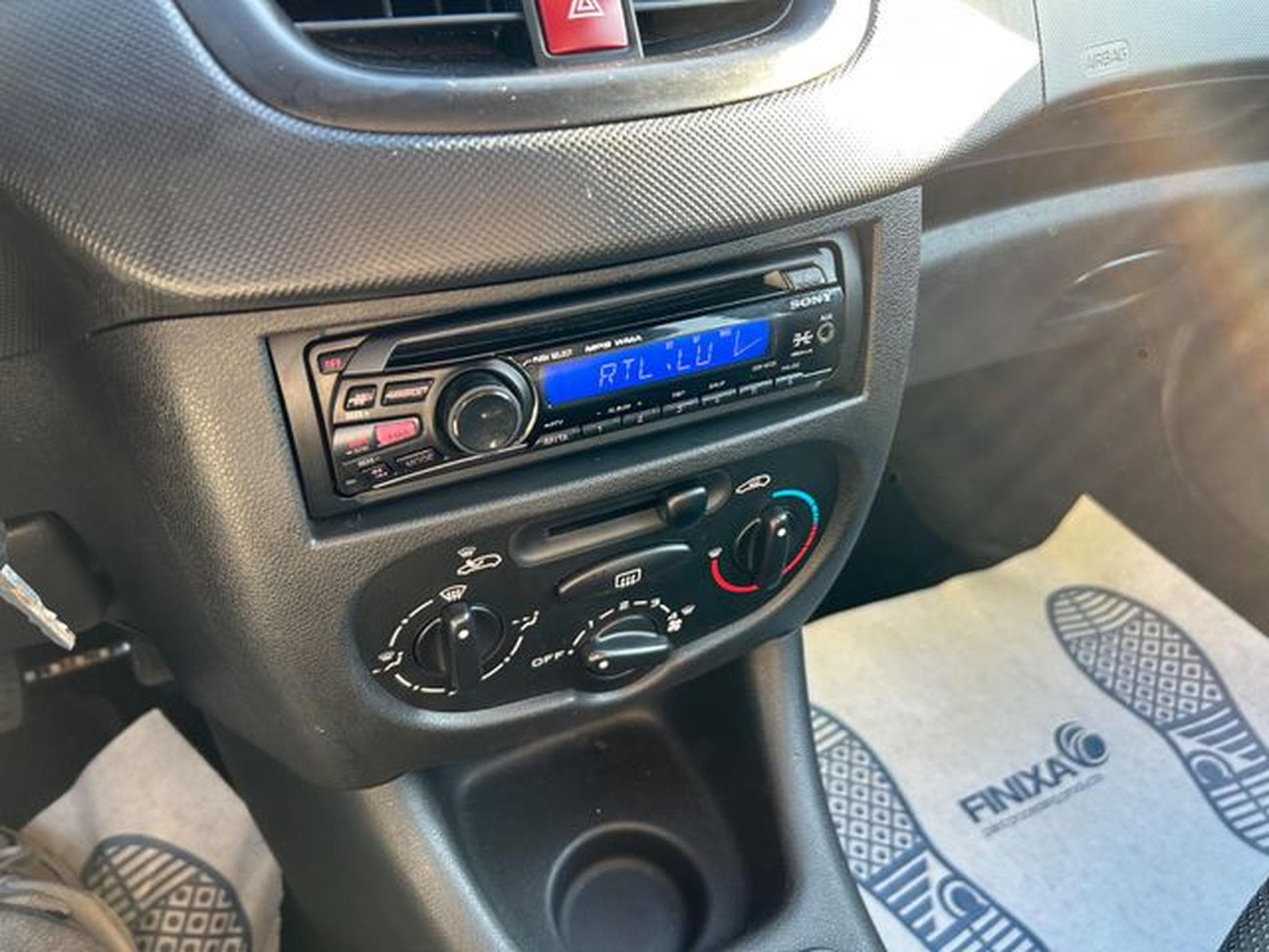 Peugeot 206 206 + Basis *ZV*2.Hand*Radlager Neu* (2011) - Photo 11