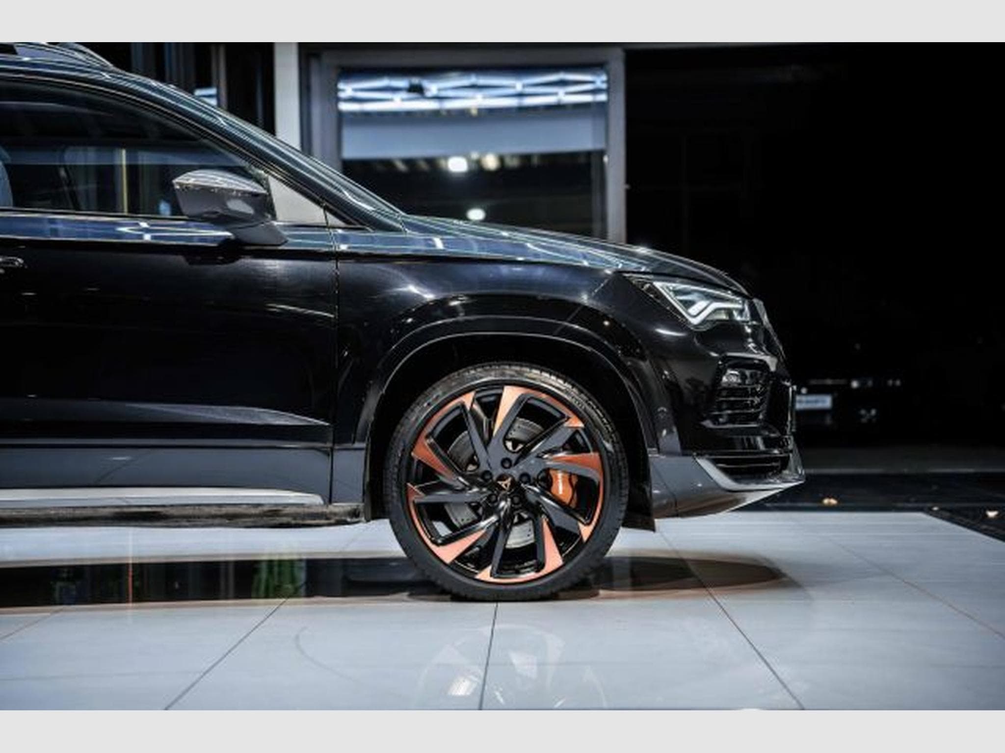 Cupra Ateca Ateca VZ 2.0 TSI DSG Tribe Ed. PANO Beats 20ZOLL (2024) - Photo 9