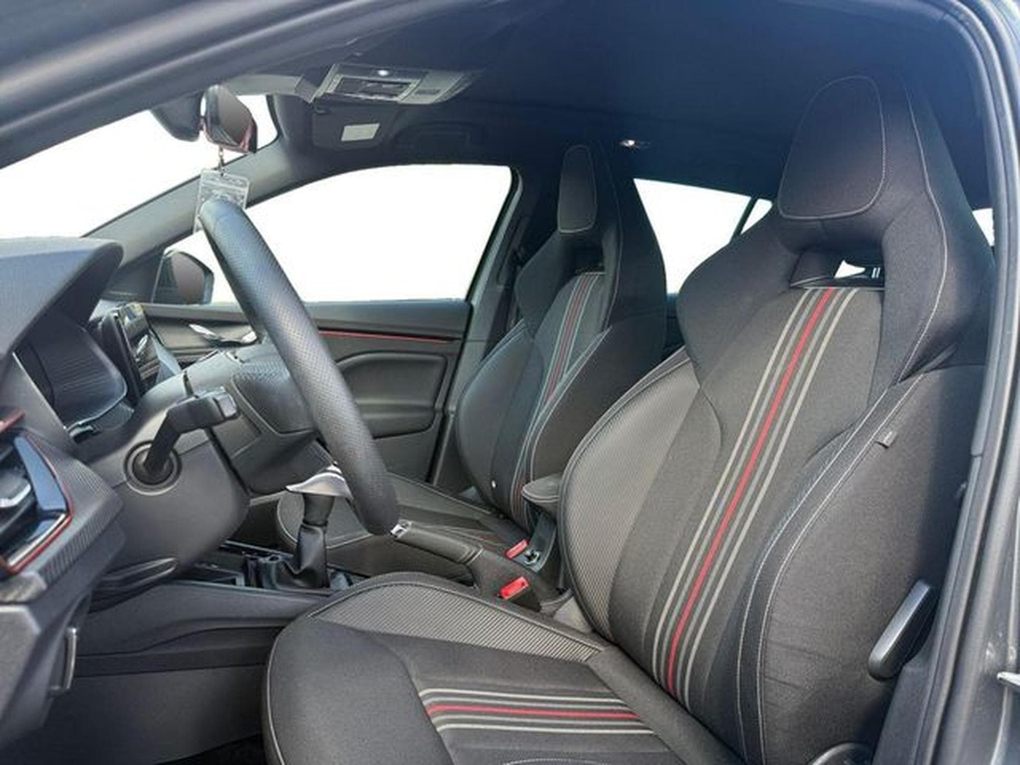 Skoda Scala Scala Monte Carlo TSI, Pano., R-View, PDC v&amp;h (2025) - Foto 11