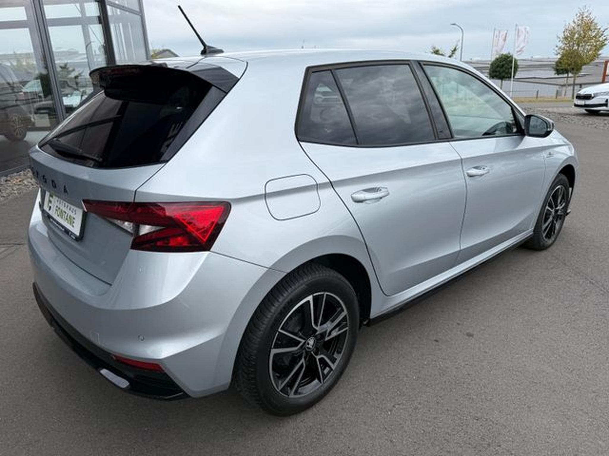 Skoda Fabia Fabia Monte Carlo DSG Navi Key 16"Kamera Shz (2025) - Foto 5