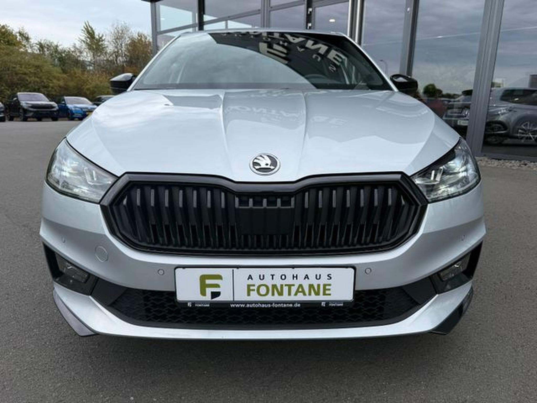 Skoda Fabia Fabia Monte Carlo DSG Navi Key 16"Kamera Shz (2025) - Foto 2