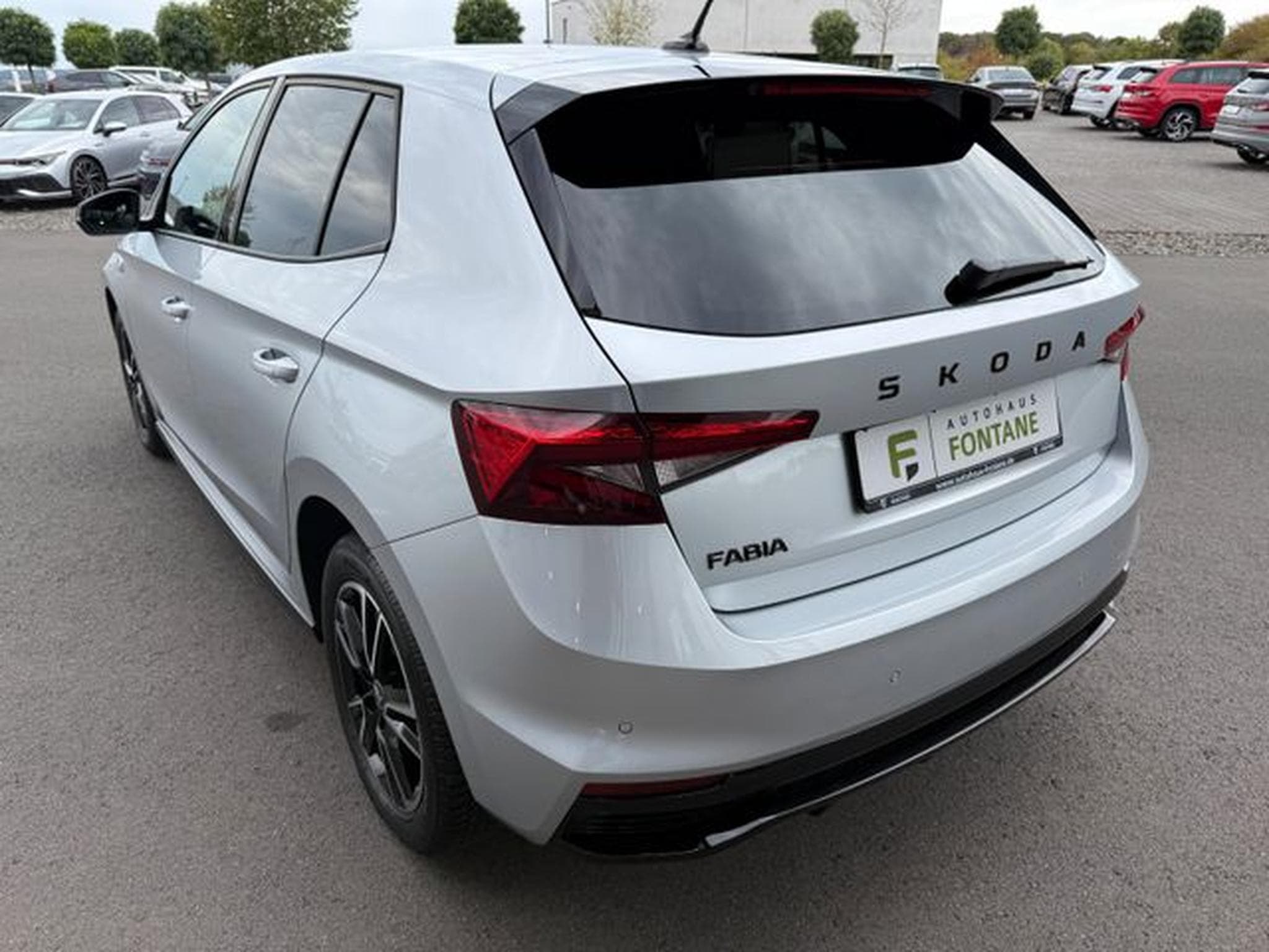 Skoda Fabia Fabia Monte Carlo DSG Navi Key 16"Kamera Shz (2025) - Foto 7