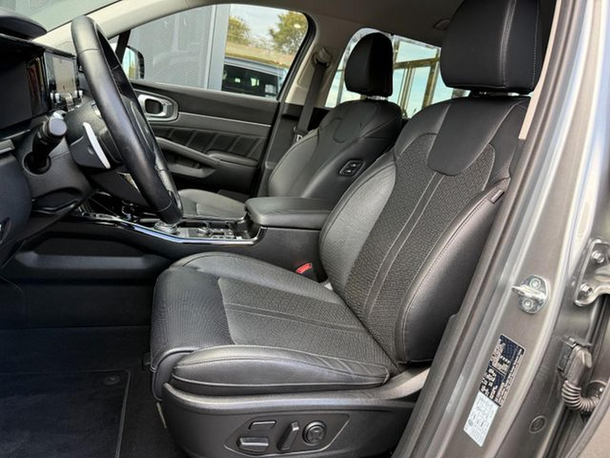 Kia Sorento Sorento 2,2CRDi Spirit 4WD Bose AHK Sitzlüftung (2023) - Foto 9