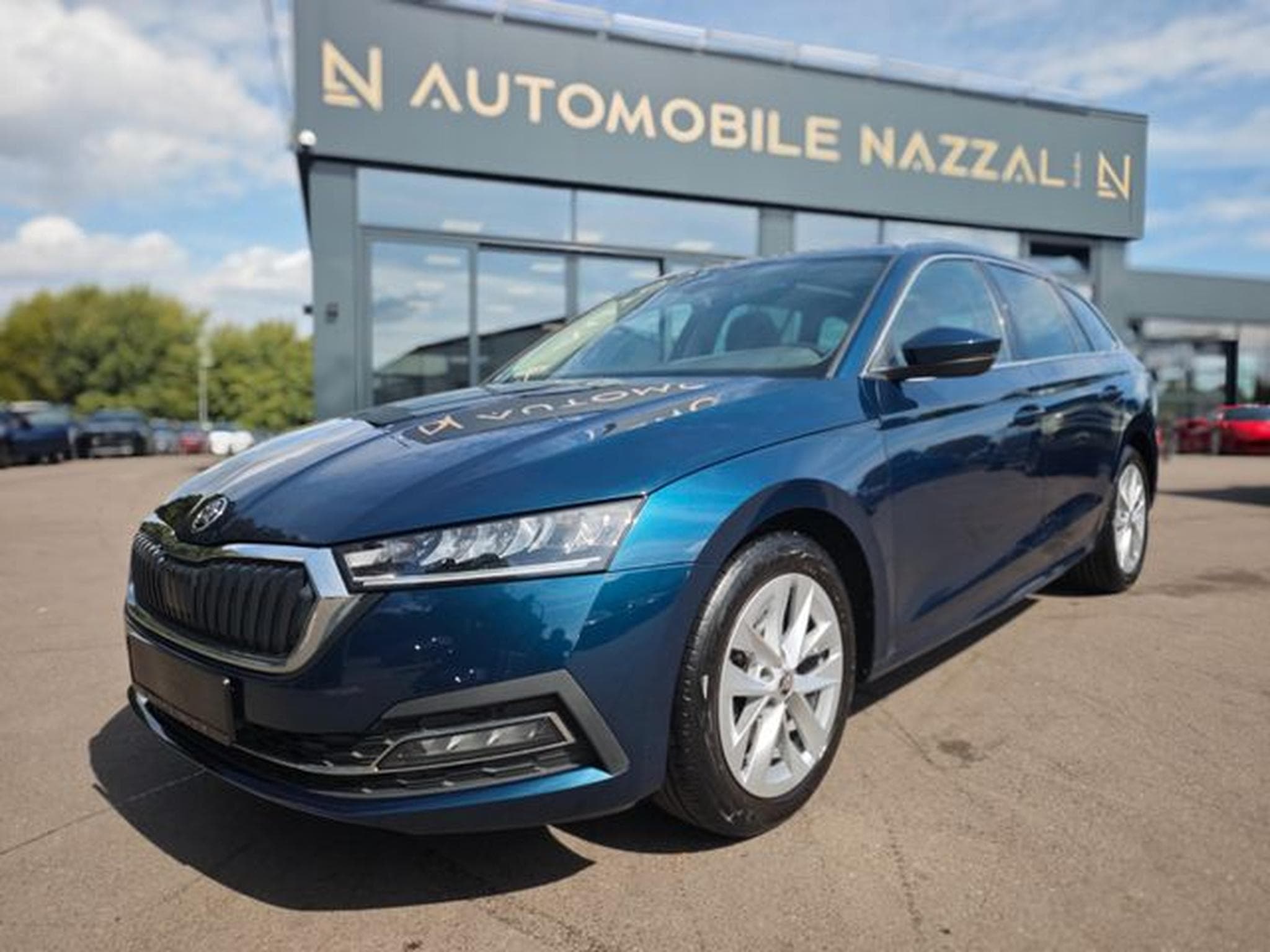 Skoda Octavia OCTAVIA*PANORAMA*APPLE CAR*NAVI*SHZ*VIRTUAL* (2023) - Foto 2