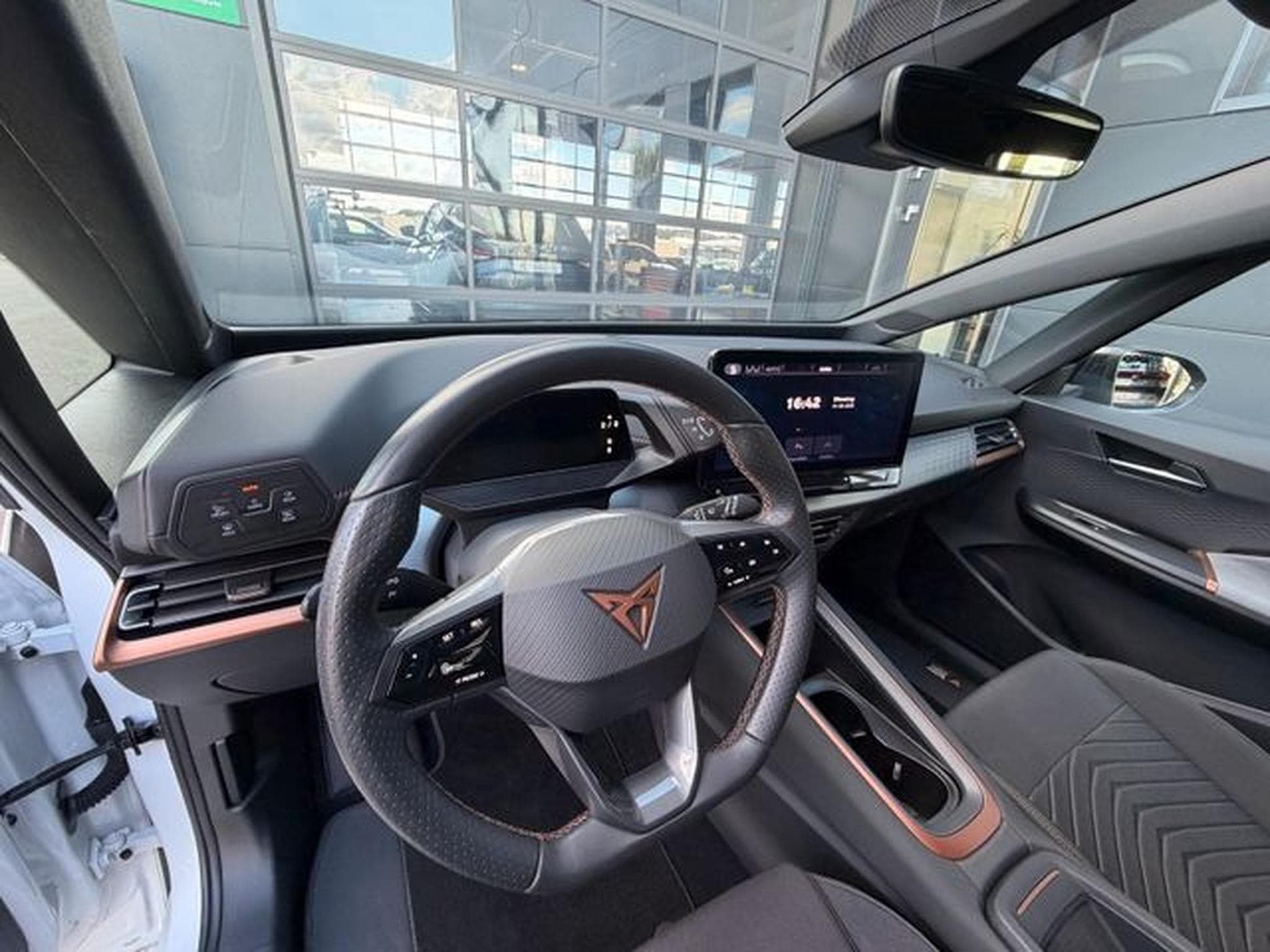 Cupra Born Born 150kW 58kWh Key Navi Kamera Full-Link (2023) - Foto 12