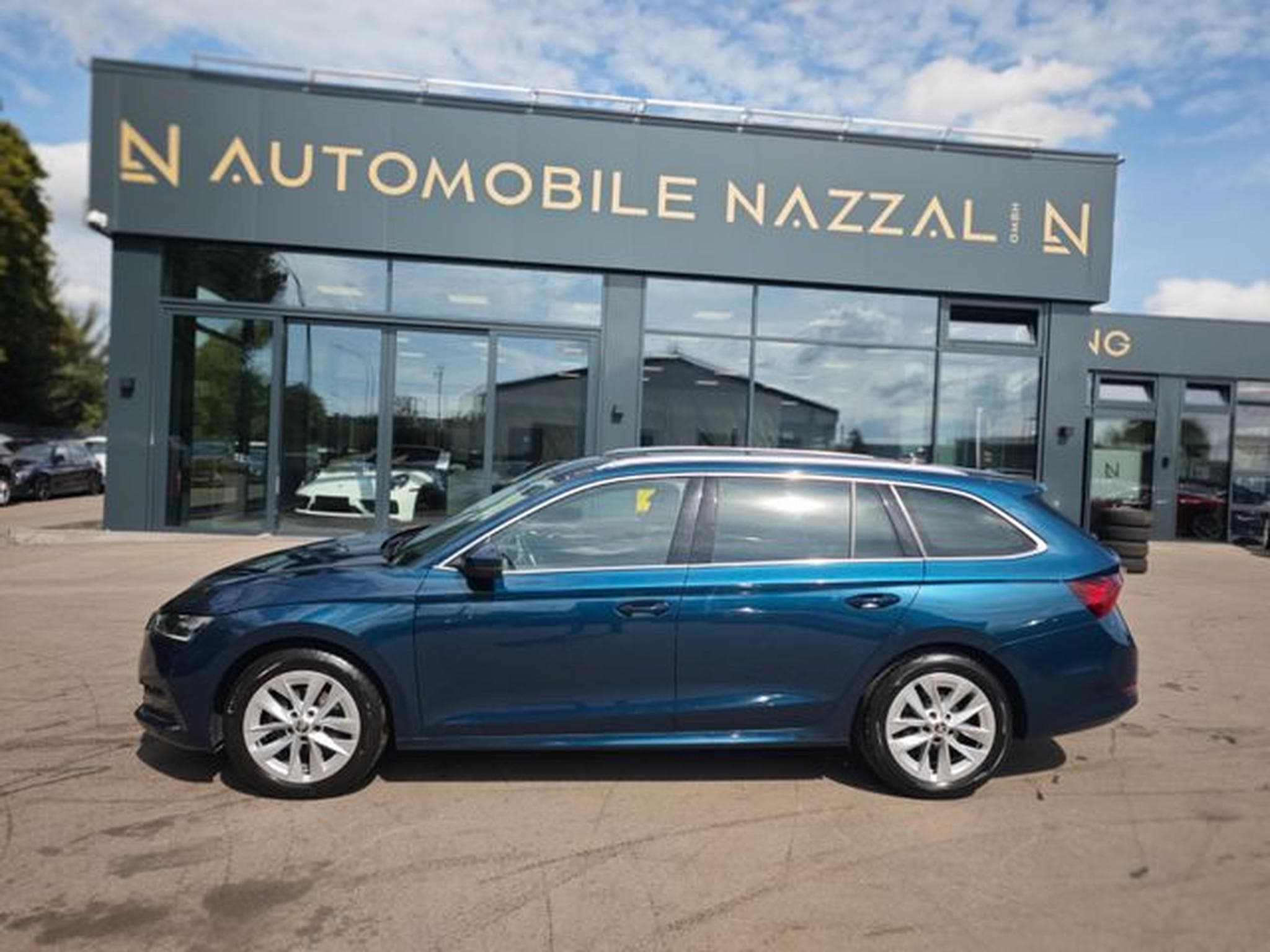 Skoda Octavia OCTAVIA*PANORAMA*APPLE CAR*NAVI*SHZ*VIRTUAL* (2023) - Foto 13