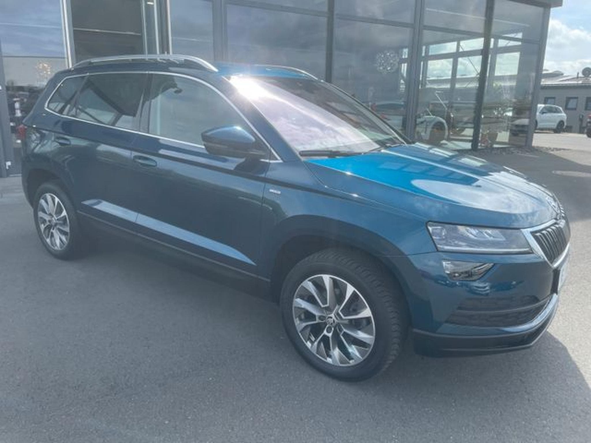 Skoda Karoq Karoq 1,5TSi DSG Clever AHK Kamera Keyless Sitz (2022) - Foto 4