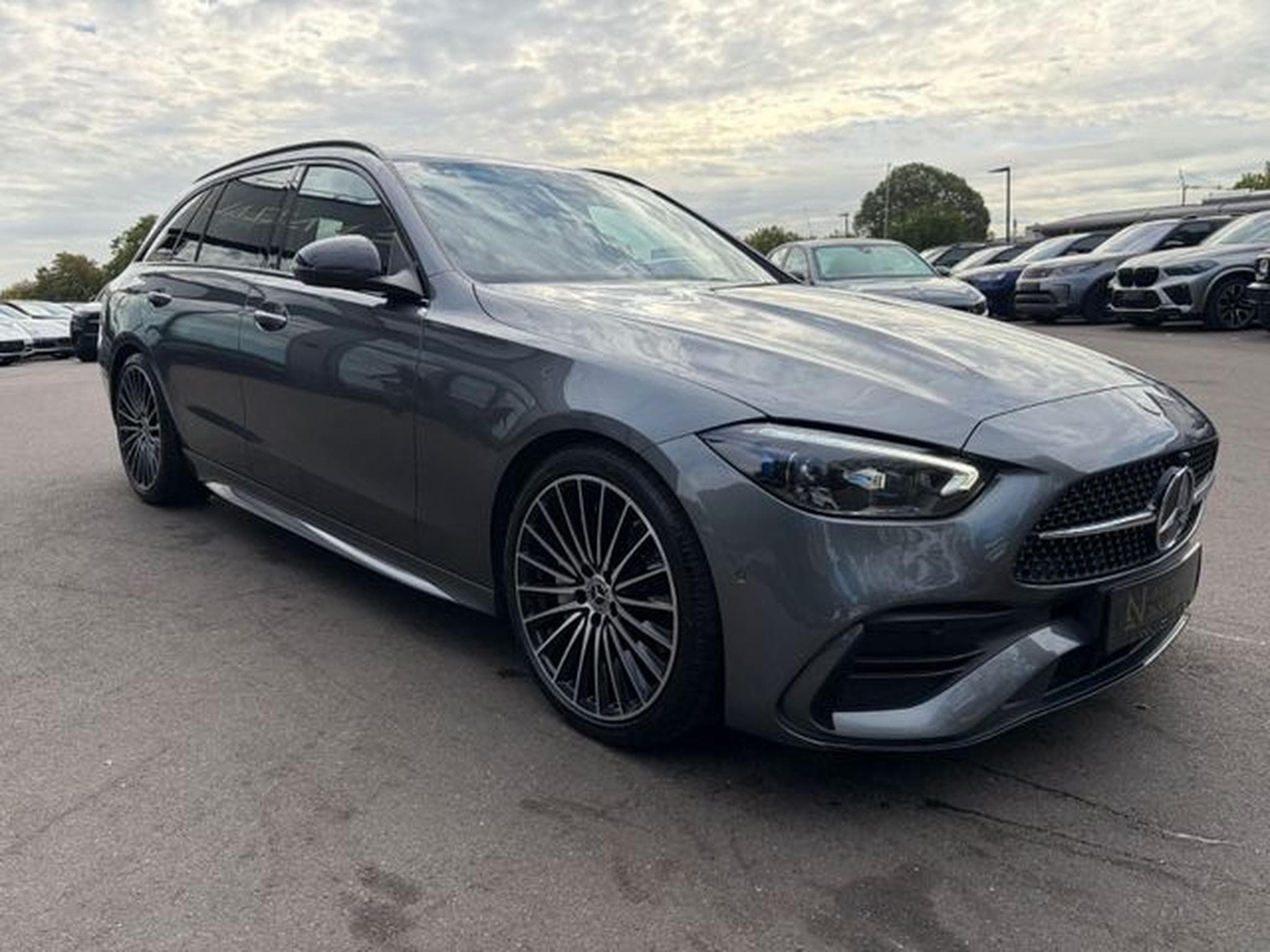 Mercedes C 200 C 200 T *AMG-LINE*NIGHT*DIGITAL-LIGHT*19 ZOLL* (2021) - Foto 2