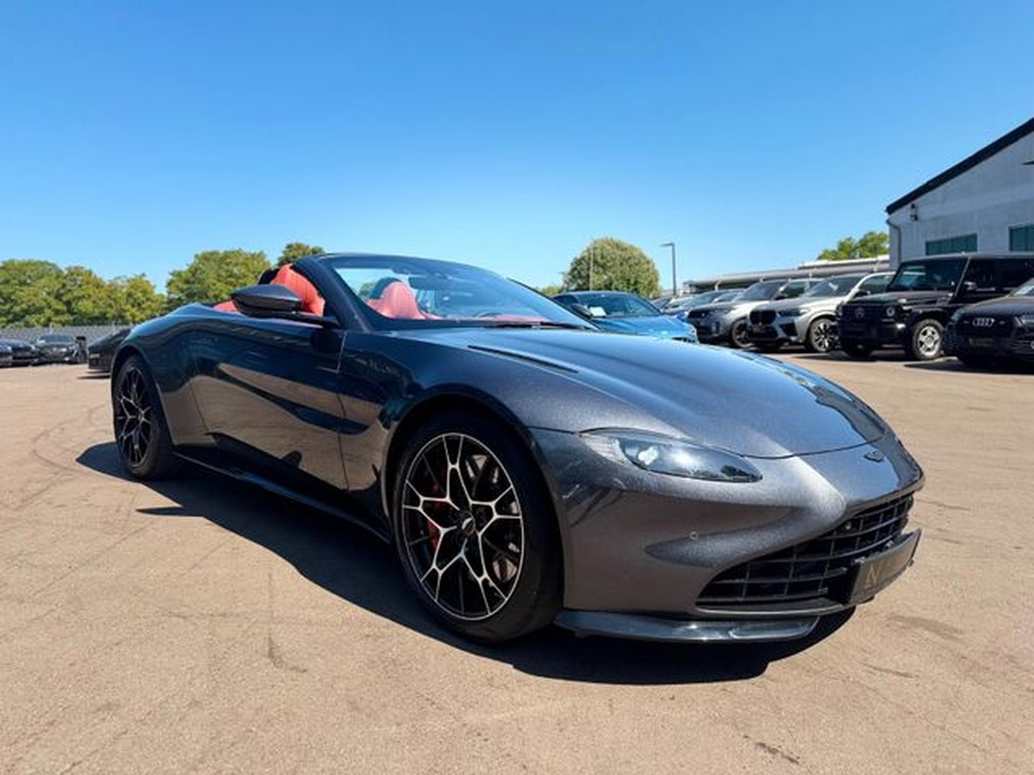 Aston-Martin V8 Vantage V8 VANTAGE 4.0 V8 ROADSTER*UNFALLFREI*LED*360°* (2021) - Foto 7