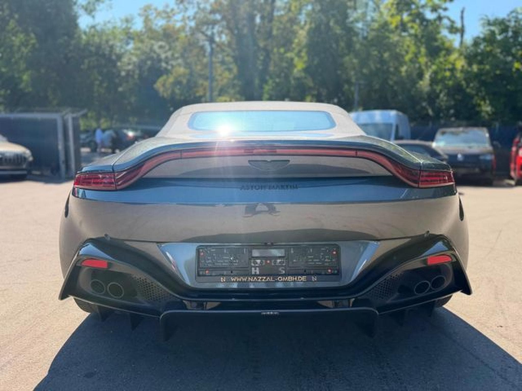 Aston-Martin V8 Vantage V8 VANTAGE 4.0 V8 ROADSTER*UNFALLFREI*LED*360°* (2021) - Foto 10