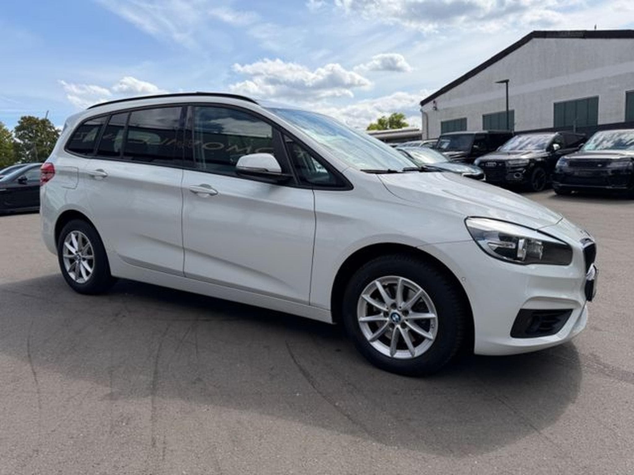 BMW 218 218 GRAN TOURER *AUTOMATIK*NAVI*PANO*SHZ*KAMERA* (2016) - Foto 5